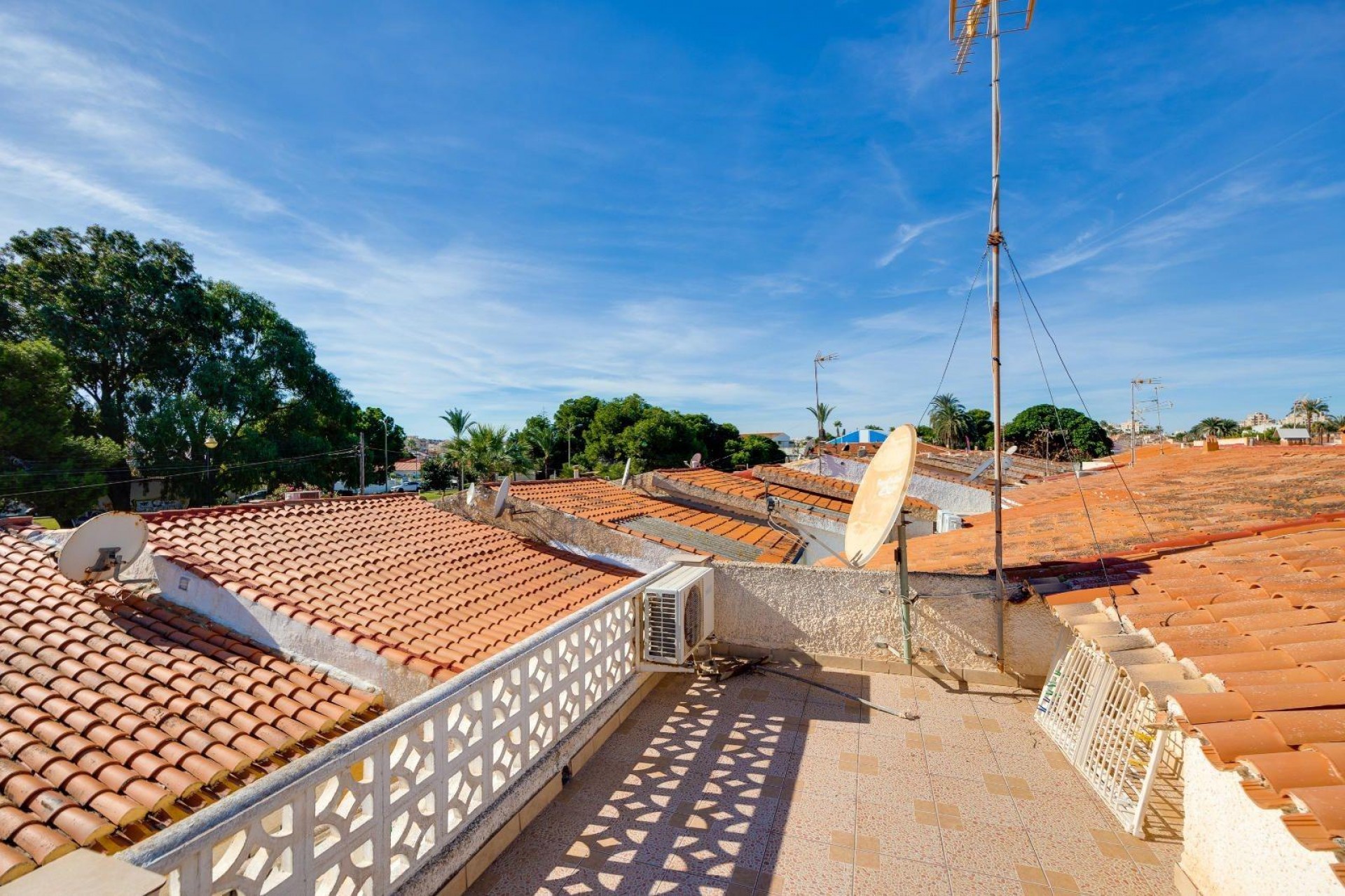 Återförsäljning - Villa -
Torrevieja - Calas Blanca