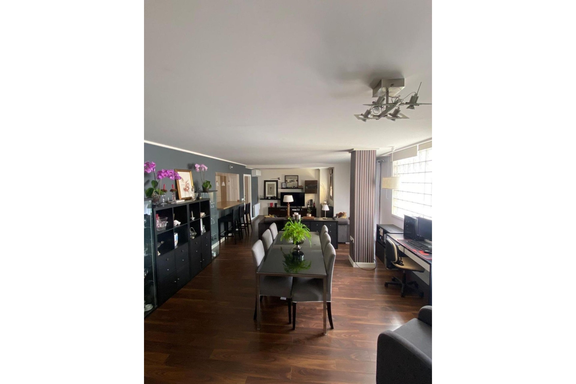 Återförsäljning - Villa -
Torrevieja - Centro - Muelle Pesquero