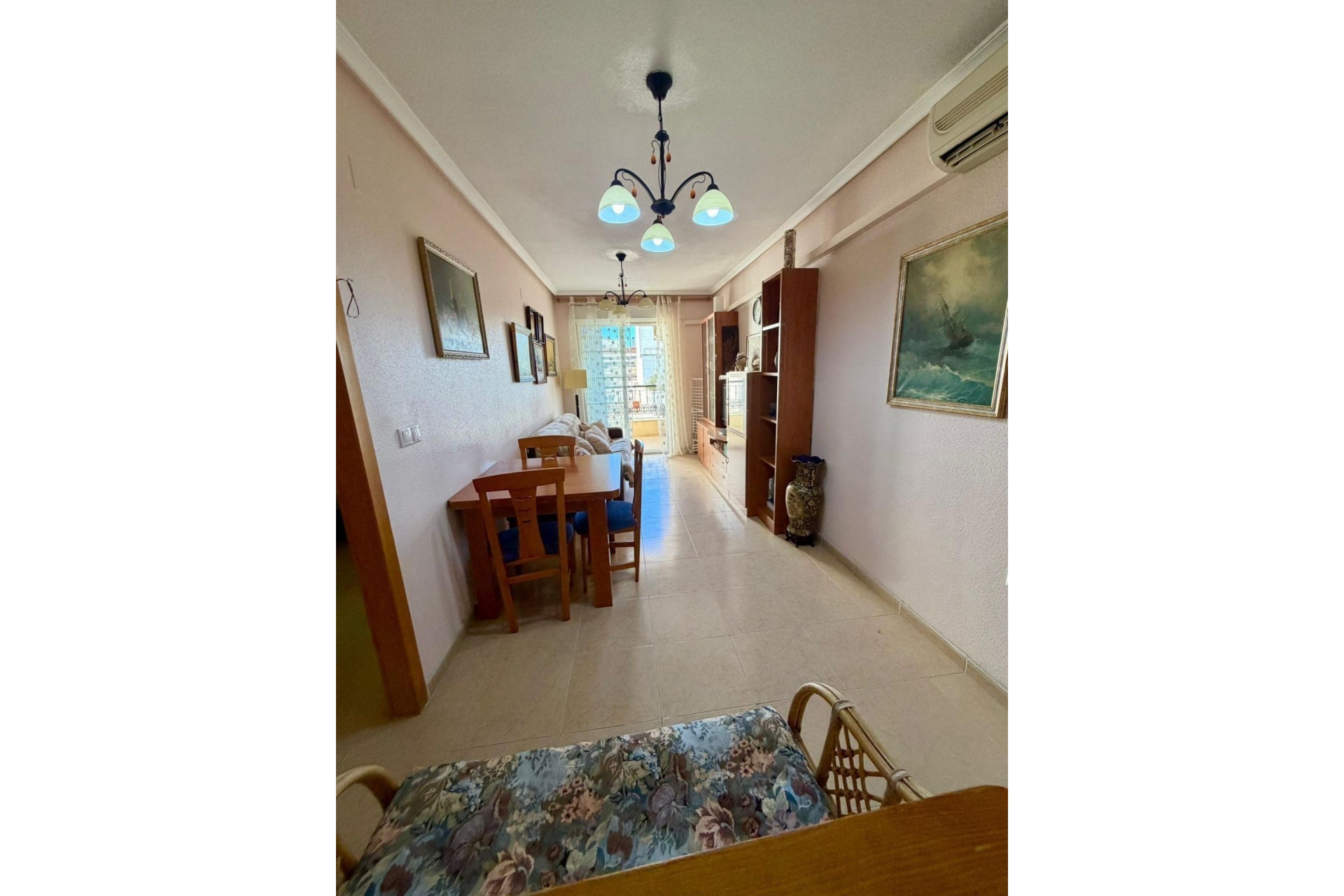 Återförsäljning - Villa -
Torrevieja - Centro