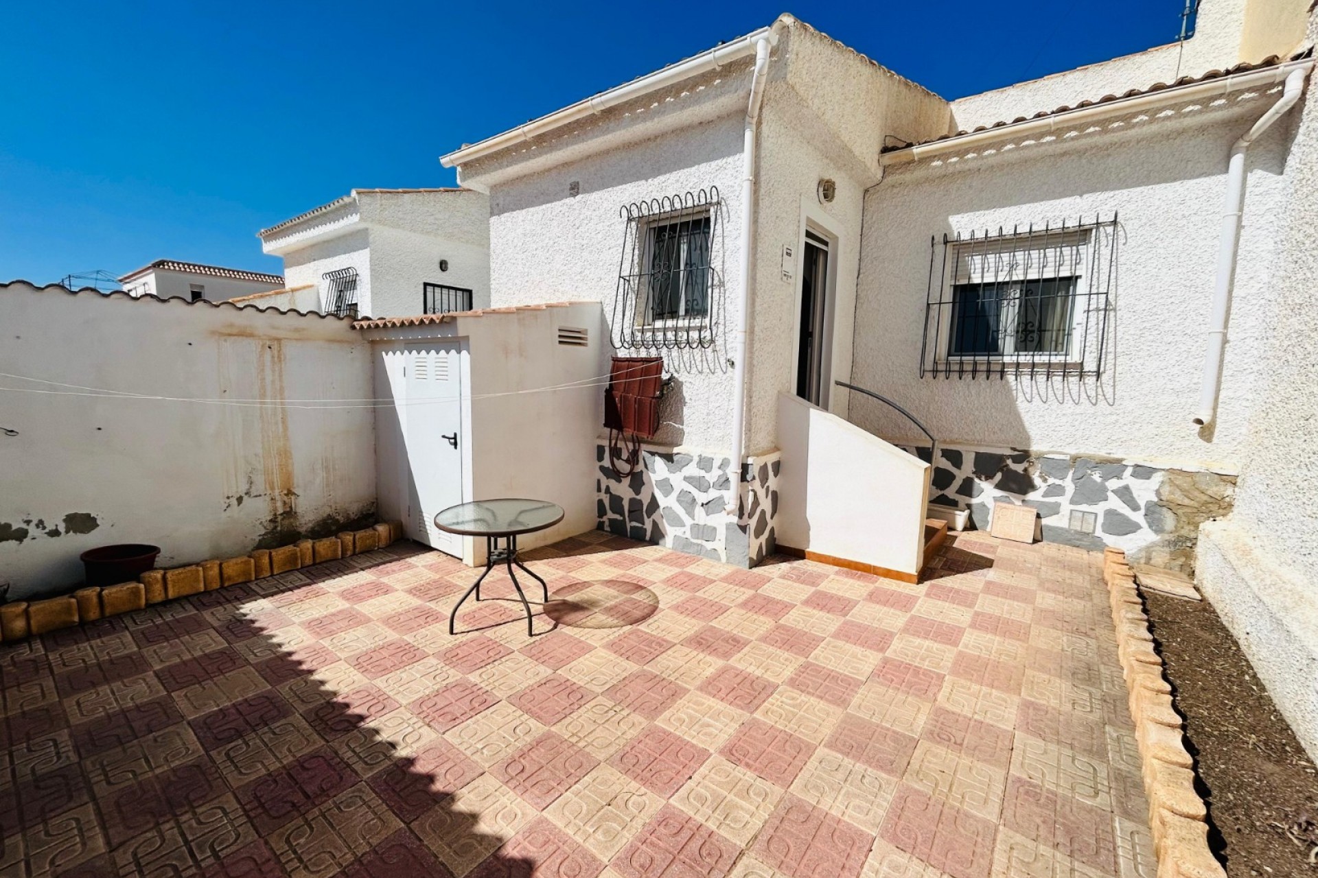 Återförsäljning - Villa -
Torrevieja - Costa Blanca