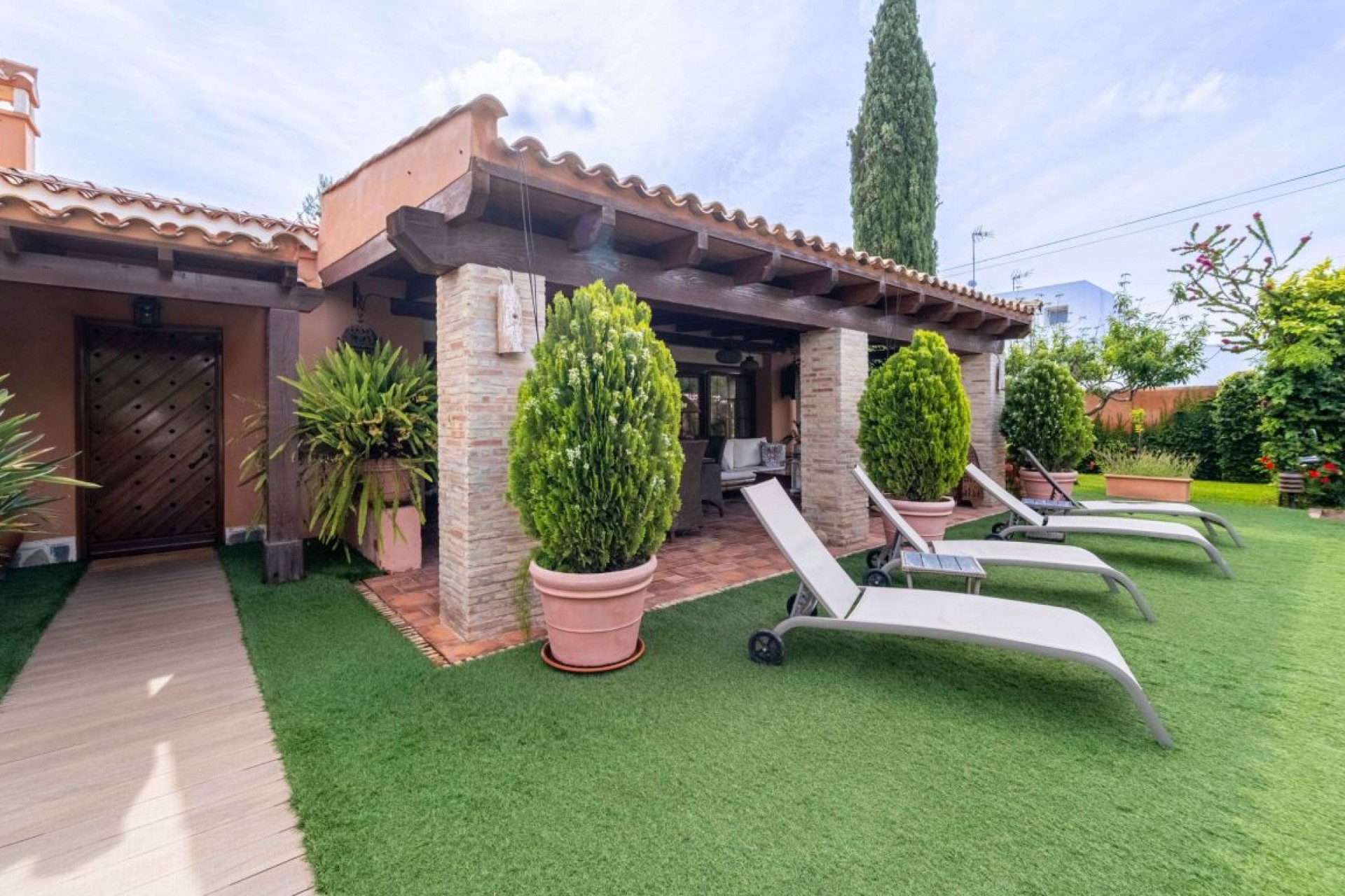 Återförsäljning - Villa -
Torrevieja - Costa Blanca