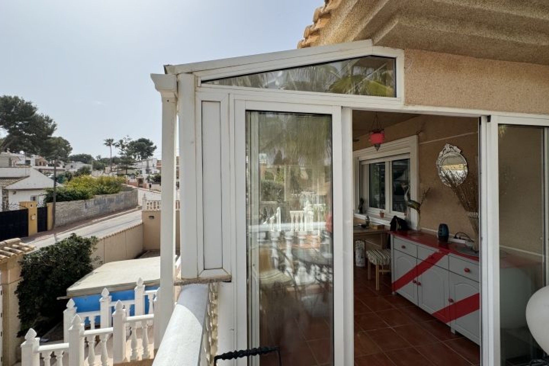 Återförsäljning - Villa -
Torrevieja - Costa Blanca