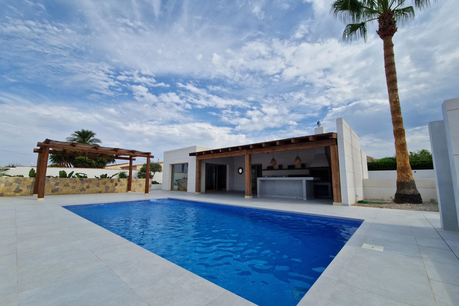 Återförsäljning - Villa -
Torrevieja - Costa Blanca