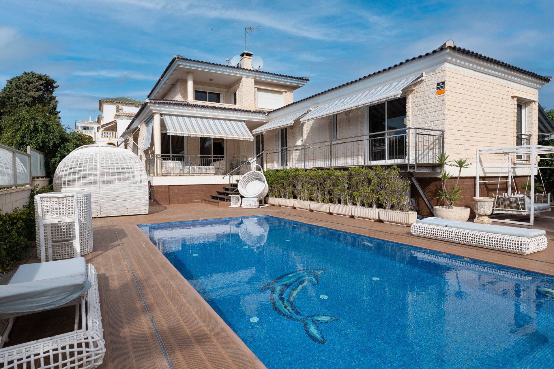 Återförsäljning - Villa -
Torrevieja - Costa Blanca