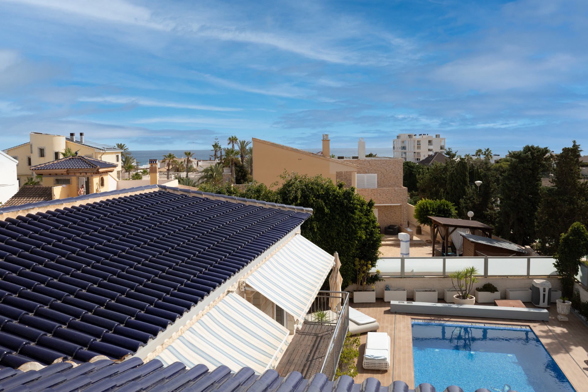 Återförsäljning - Villa -
Torrevieja - Costa Blanca