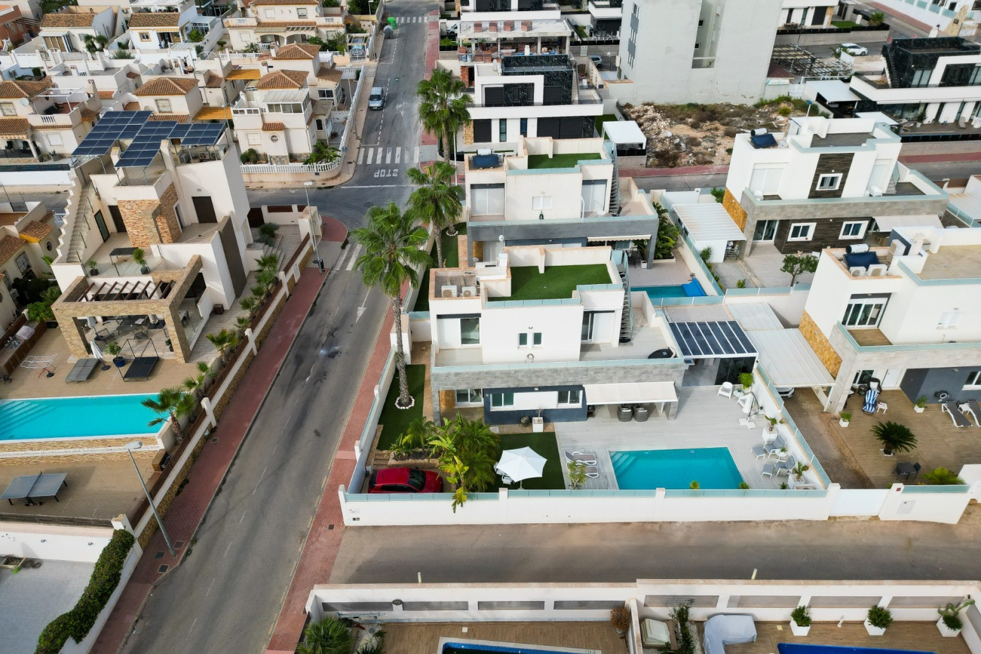 Återförsäljning - Villa -
Torrevieja - Costa Blanca