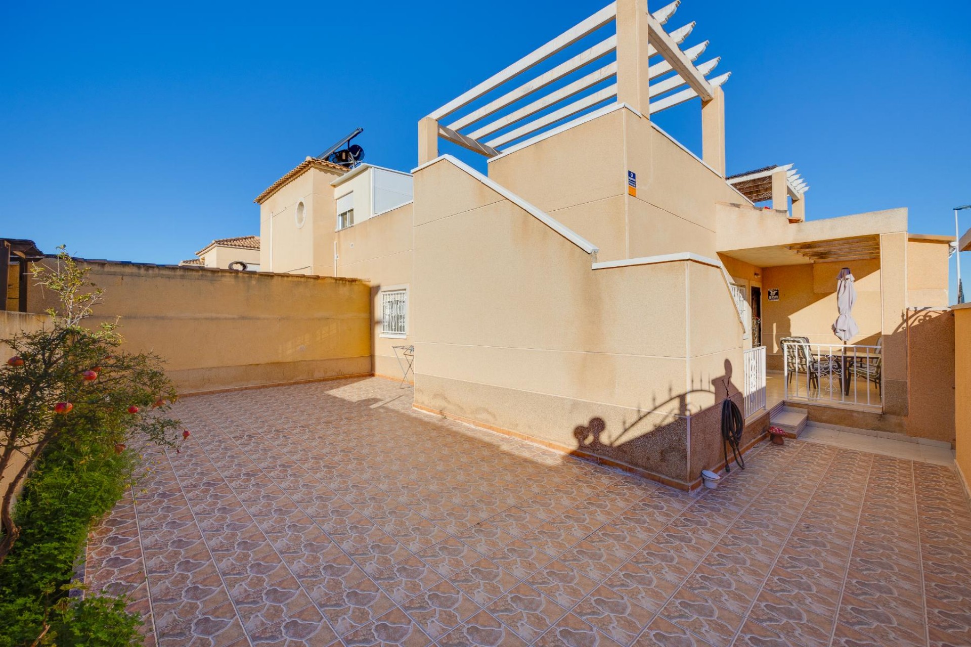 Återförsäljning - Villa -
Torrevieja - Costa Blanca