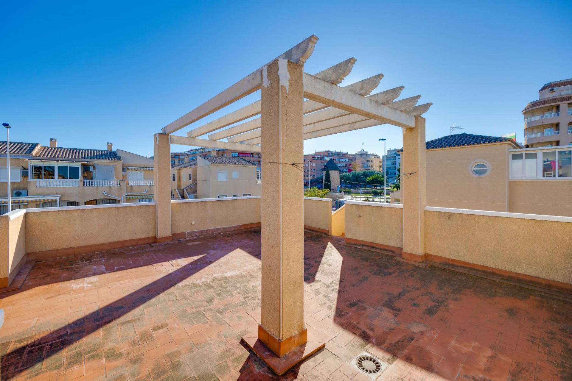 Återförsäljning - Villa -
Torrevieja - Costa Blanca