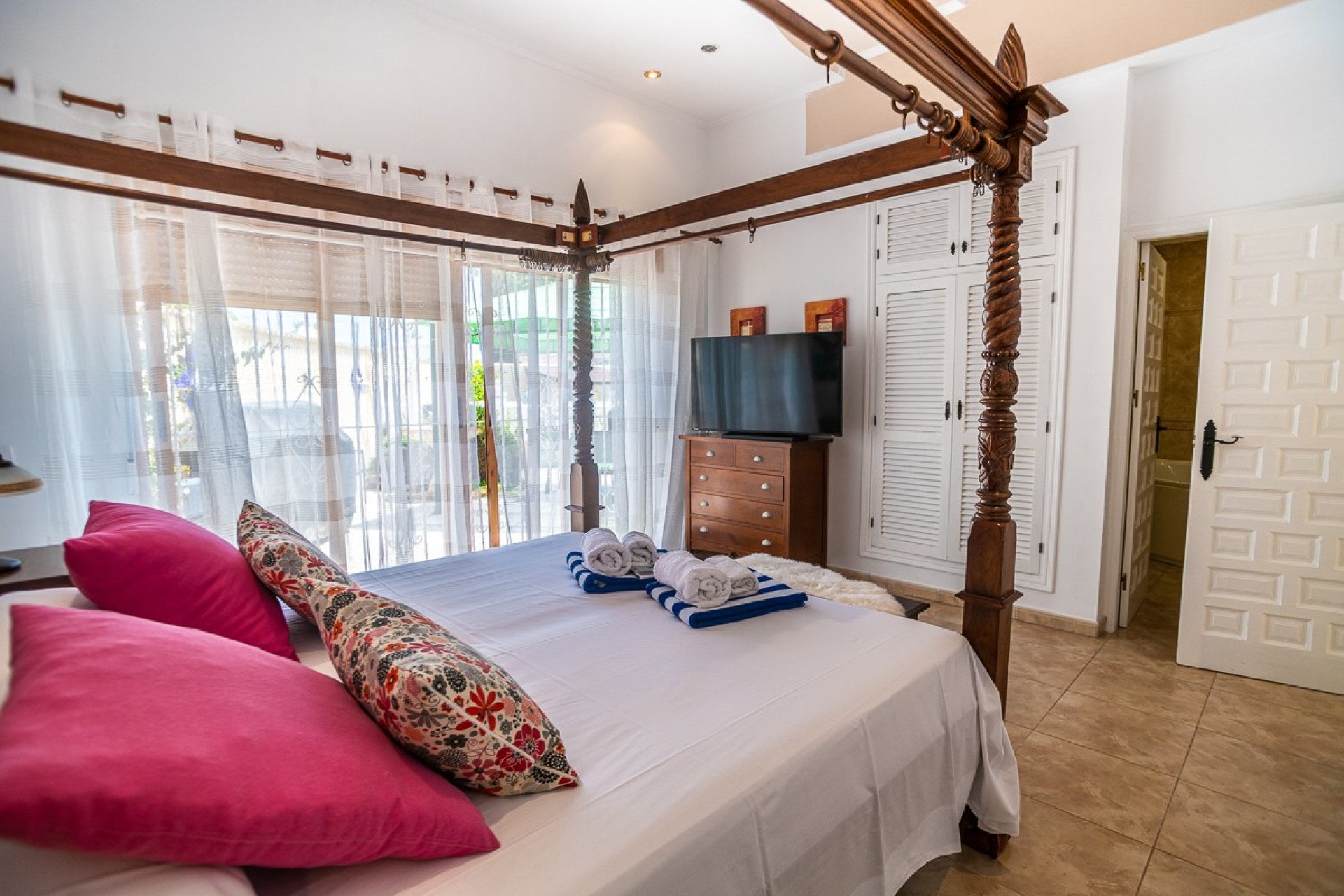 Återförsäljning - Villa -
Torrevieja - Costa Blanca