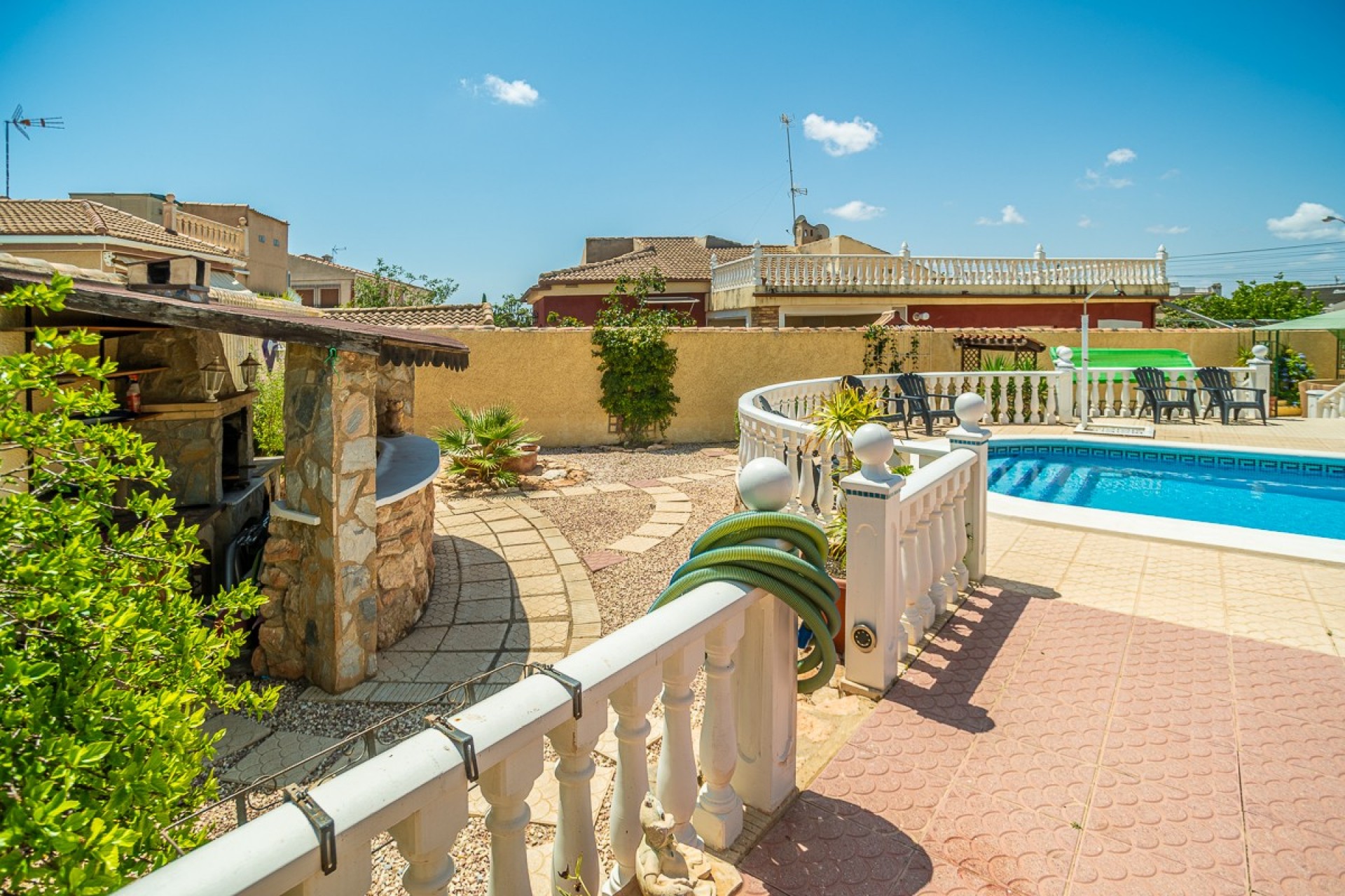Återförsäljning - Villa -
Torrevieja - Costa Blanca