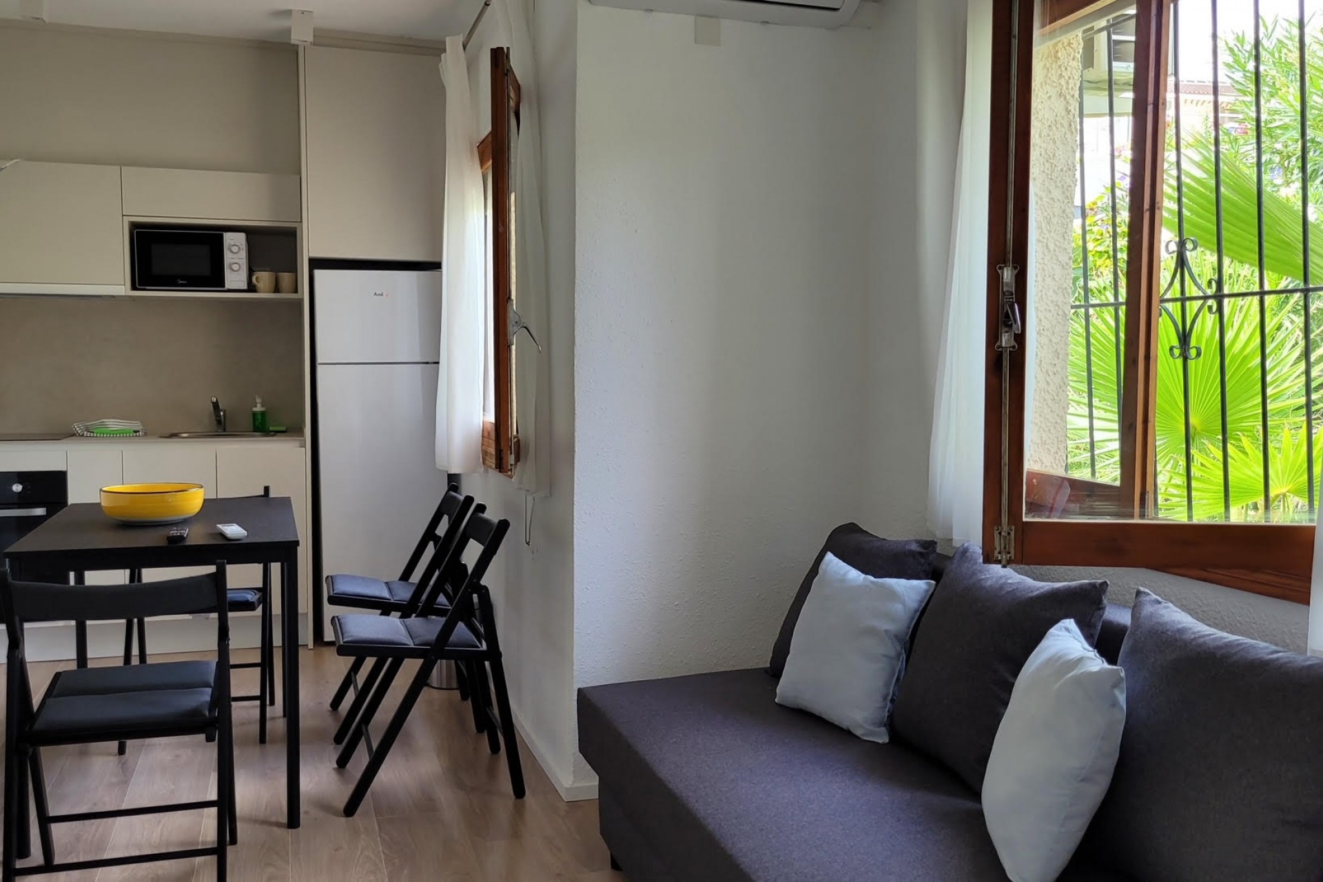 Återförsäljning - Villa -
Torrevieja - Costa Blanca