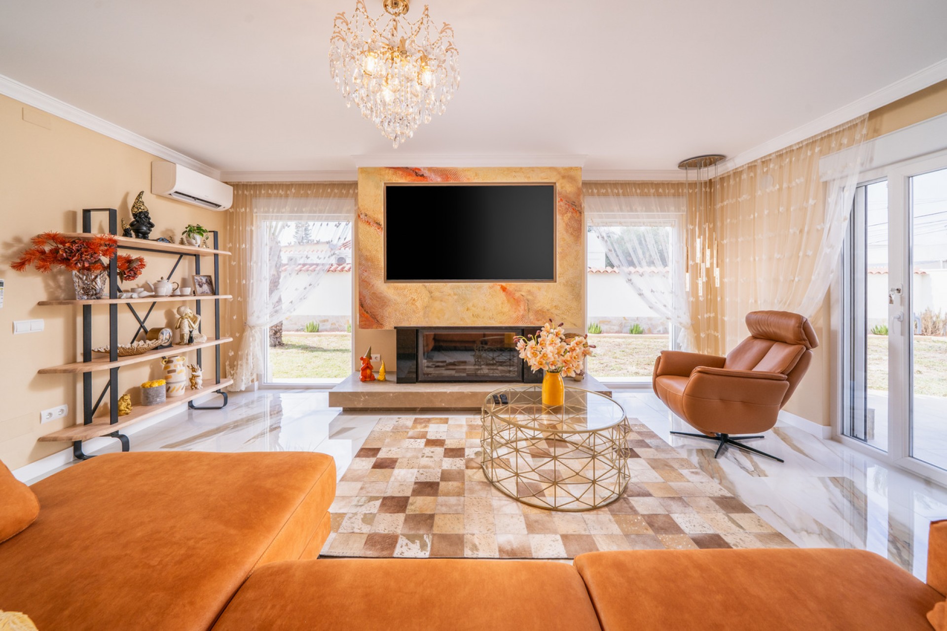 Återförsäljning - Villa -
Torrevieja - Costa Blanca