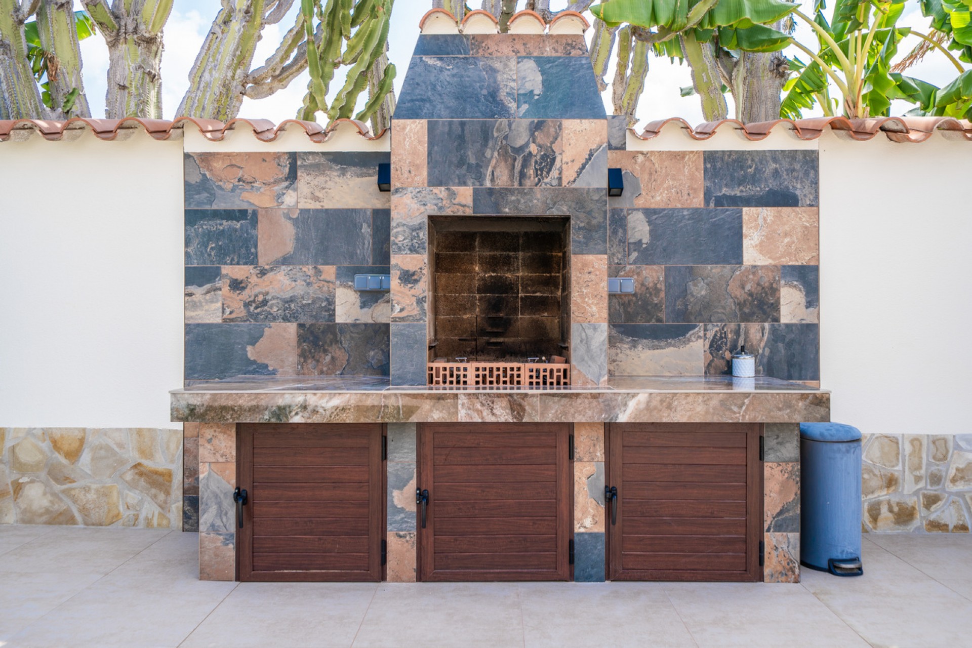 Återförsäljning - Villa -
Torrevieja - Costa Blanca