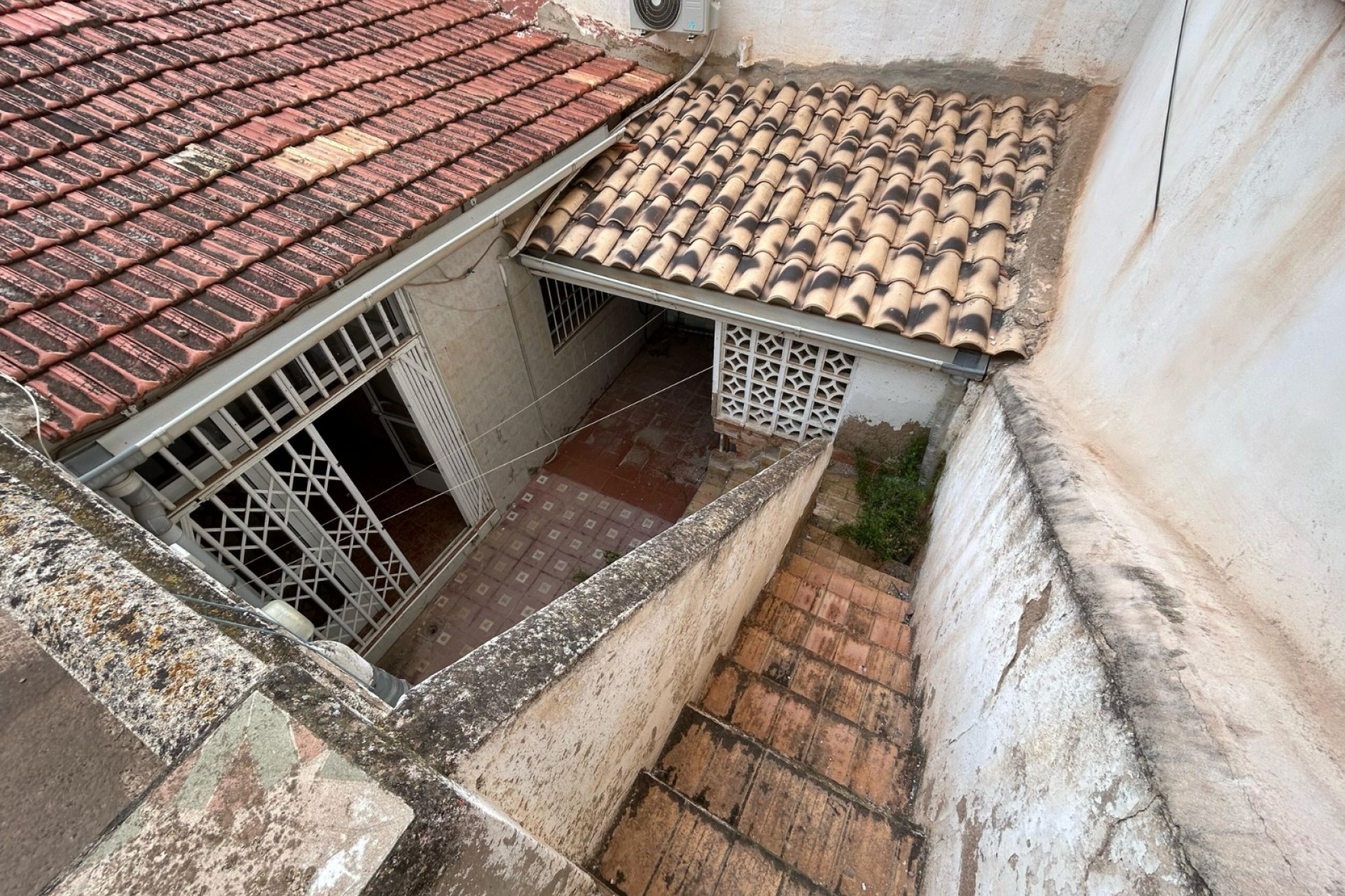 Återförsäljning - Villa -
Torrevieja - Costa Blanca