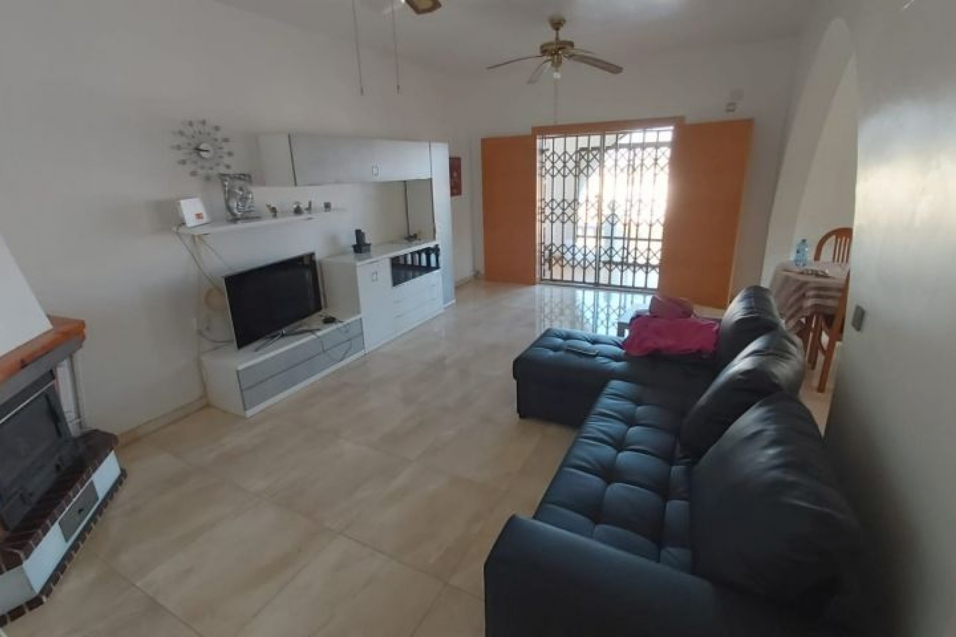 Återförsäljning - Villa -
Torrevieja - Costa Blanca