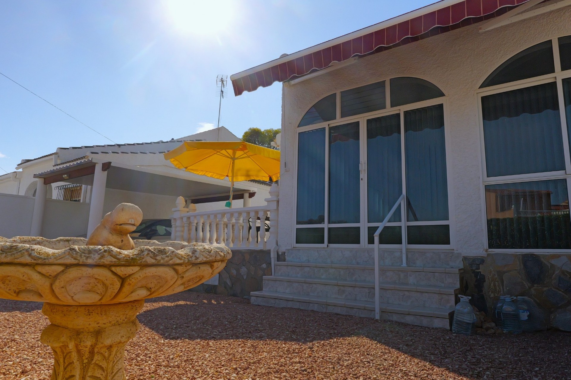 Återförsäljning - Villa -
Torrevieja - Costa Blanca