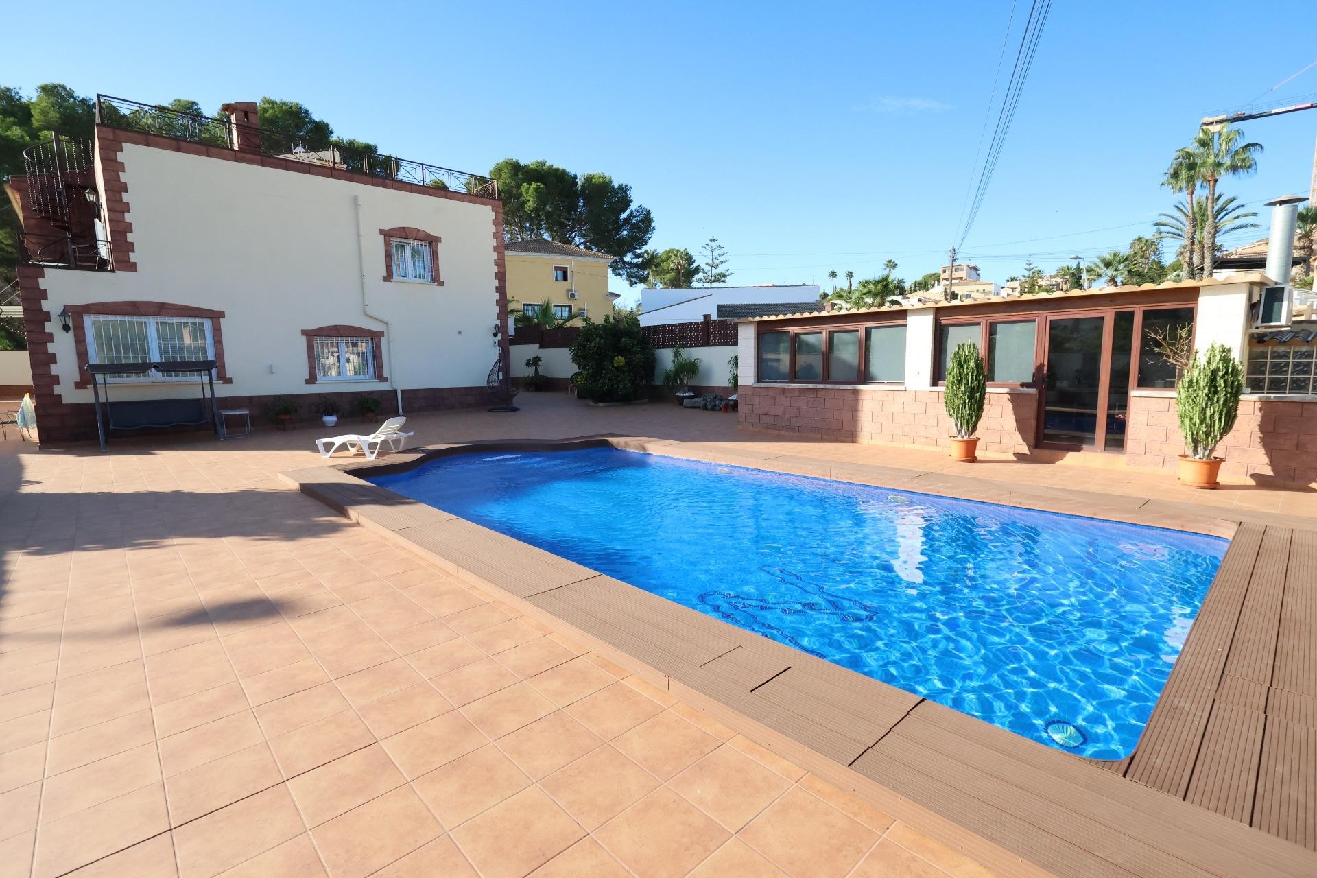 Återförsäljning - Villa -
Torrevieja - Costa Blanca