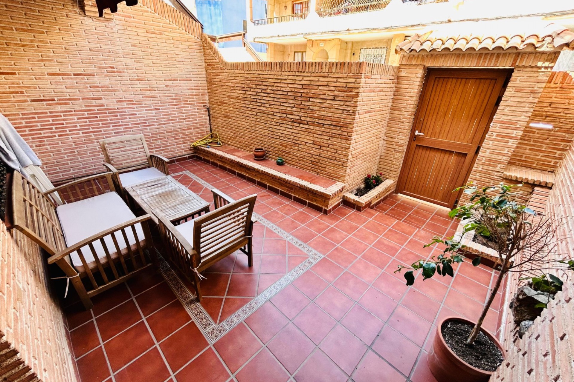 Återförsäljning - Villa -
Torrevieja - Costa Blanca