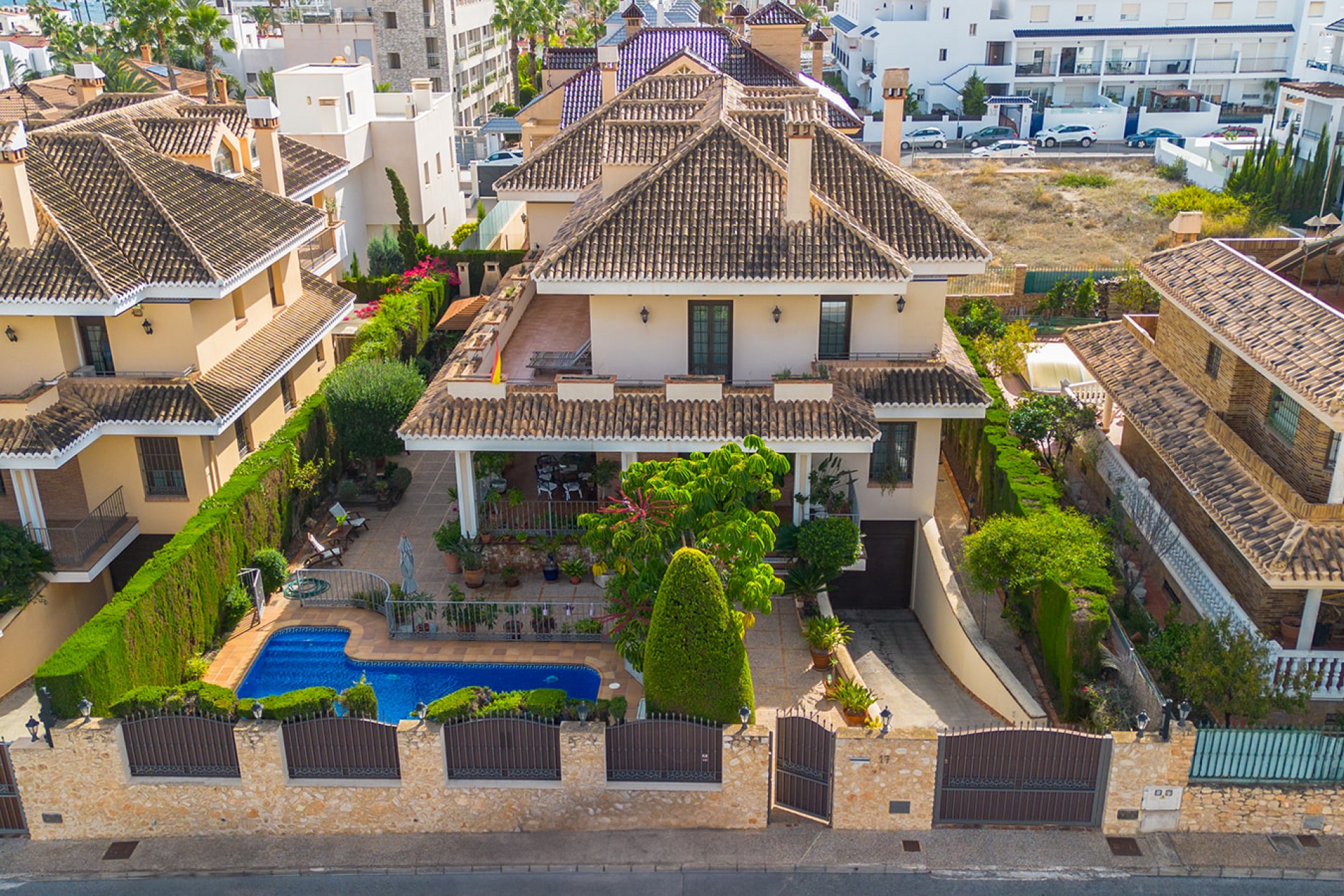 Återförsäljning - Villa -
Torrevieja - Costa Blanca