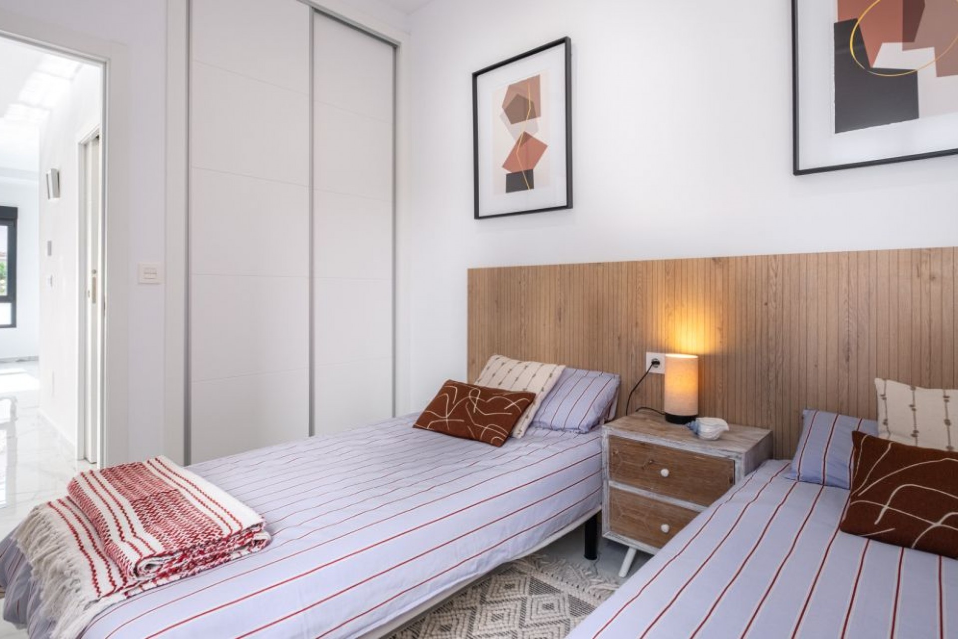 Återförsäljning - Villa -
Torrevieja - Costa Blanca