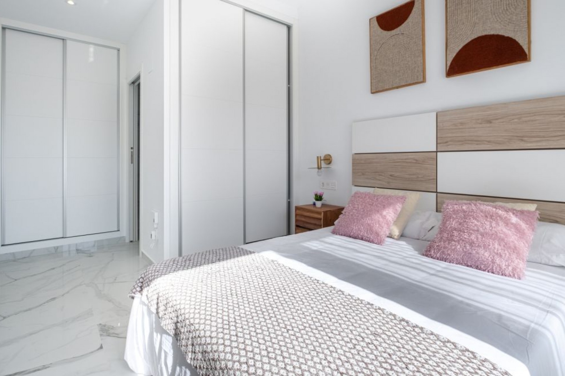 Återförsäljning - Villa -
Torrevieja - Costa Blanca