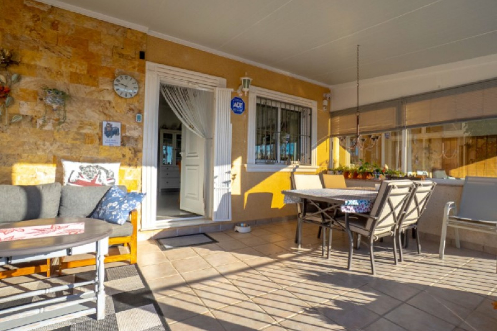 Återförsäljning - Villa -
Torrevieja - Costa Blanca