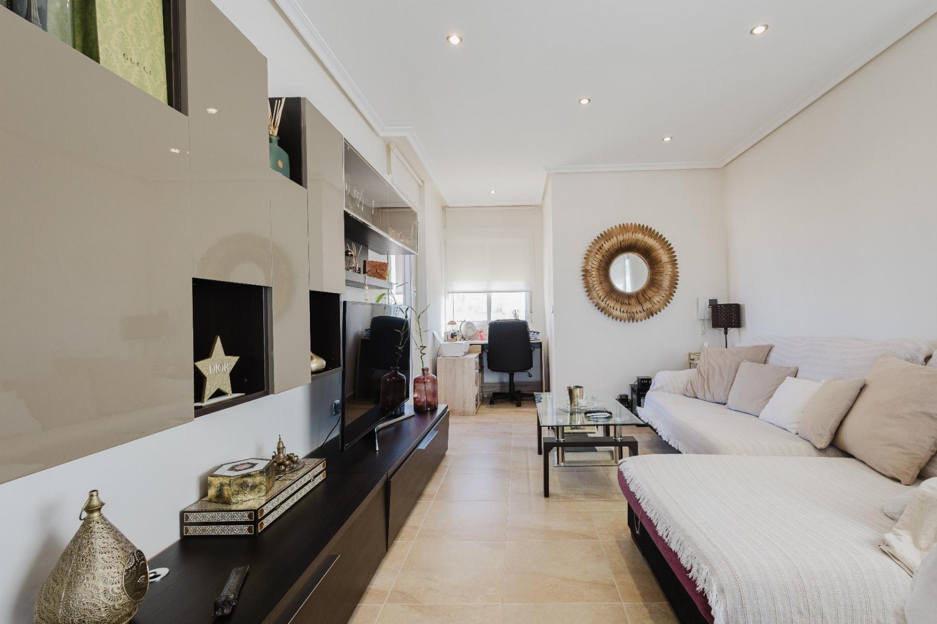 Återförsäljning - Villa -
Torrevieja - Costa Blanca