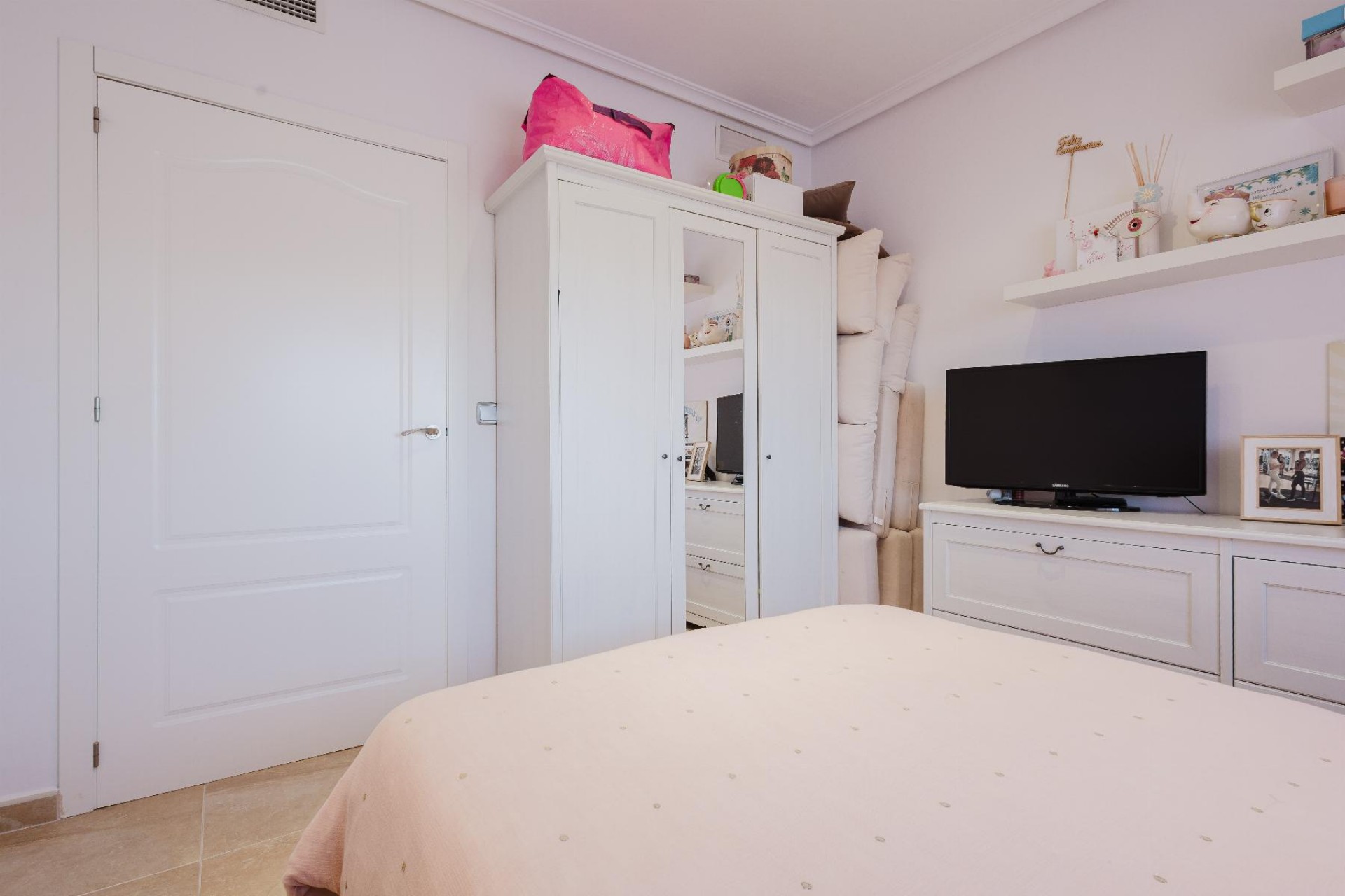 Återförsäljning - Villa -
Torrevieja - Costa Blanca