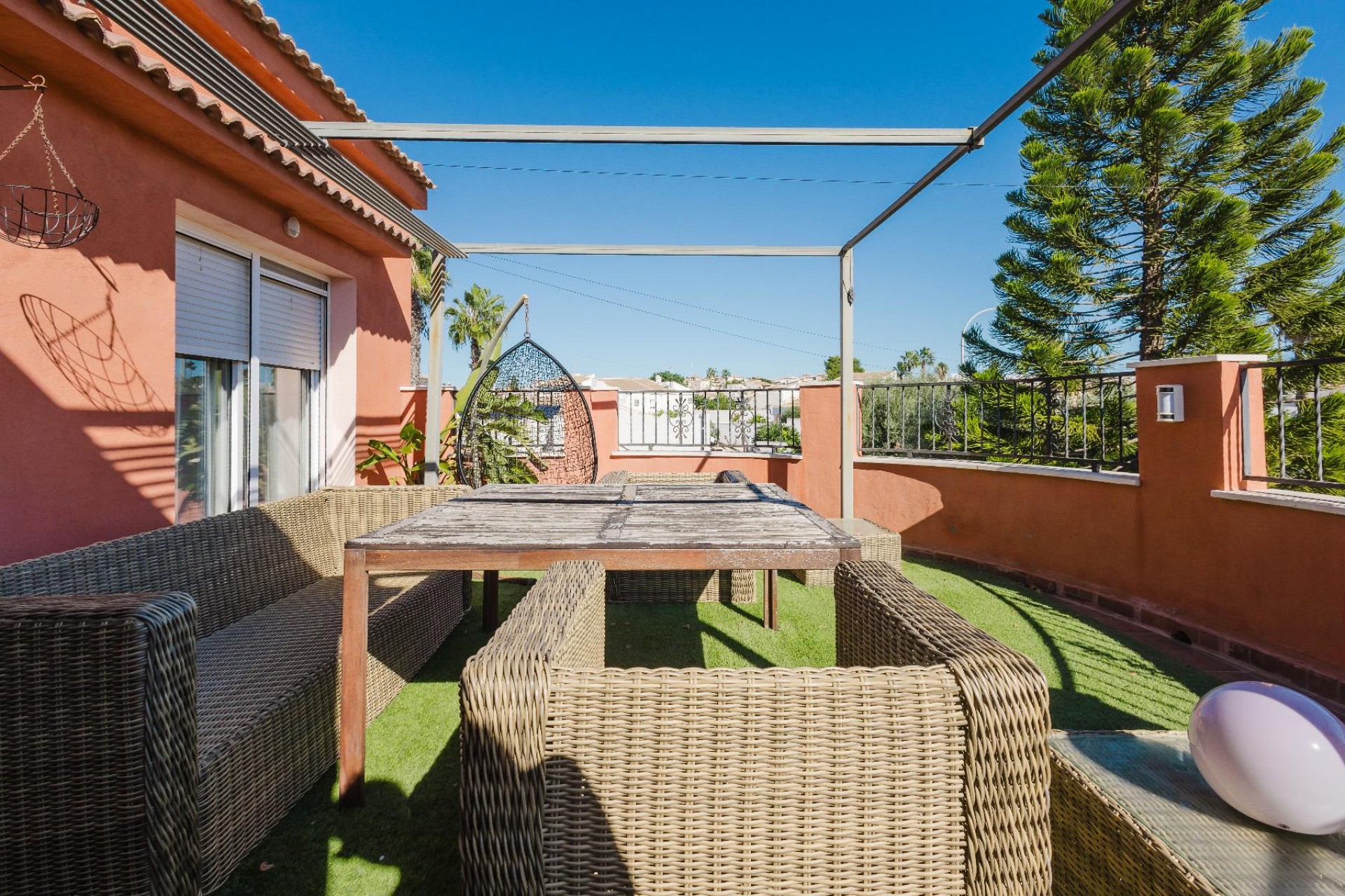 Återförsäljning - Villa -
Torrevieja - Costa Blanca