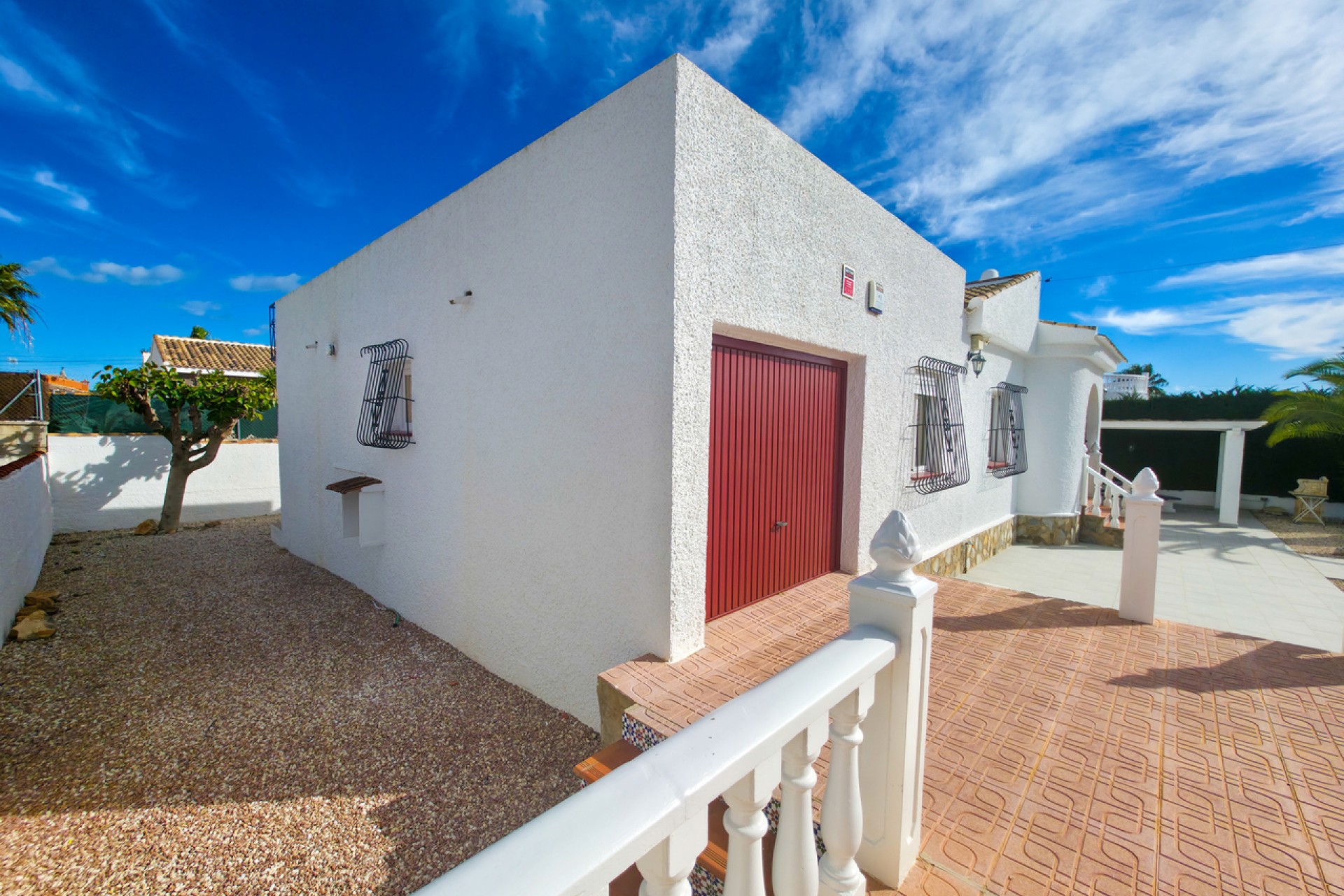 Återförsäljning - Villa -
Torrevieja - Costa Blanca