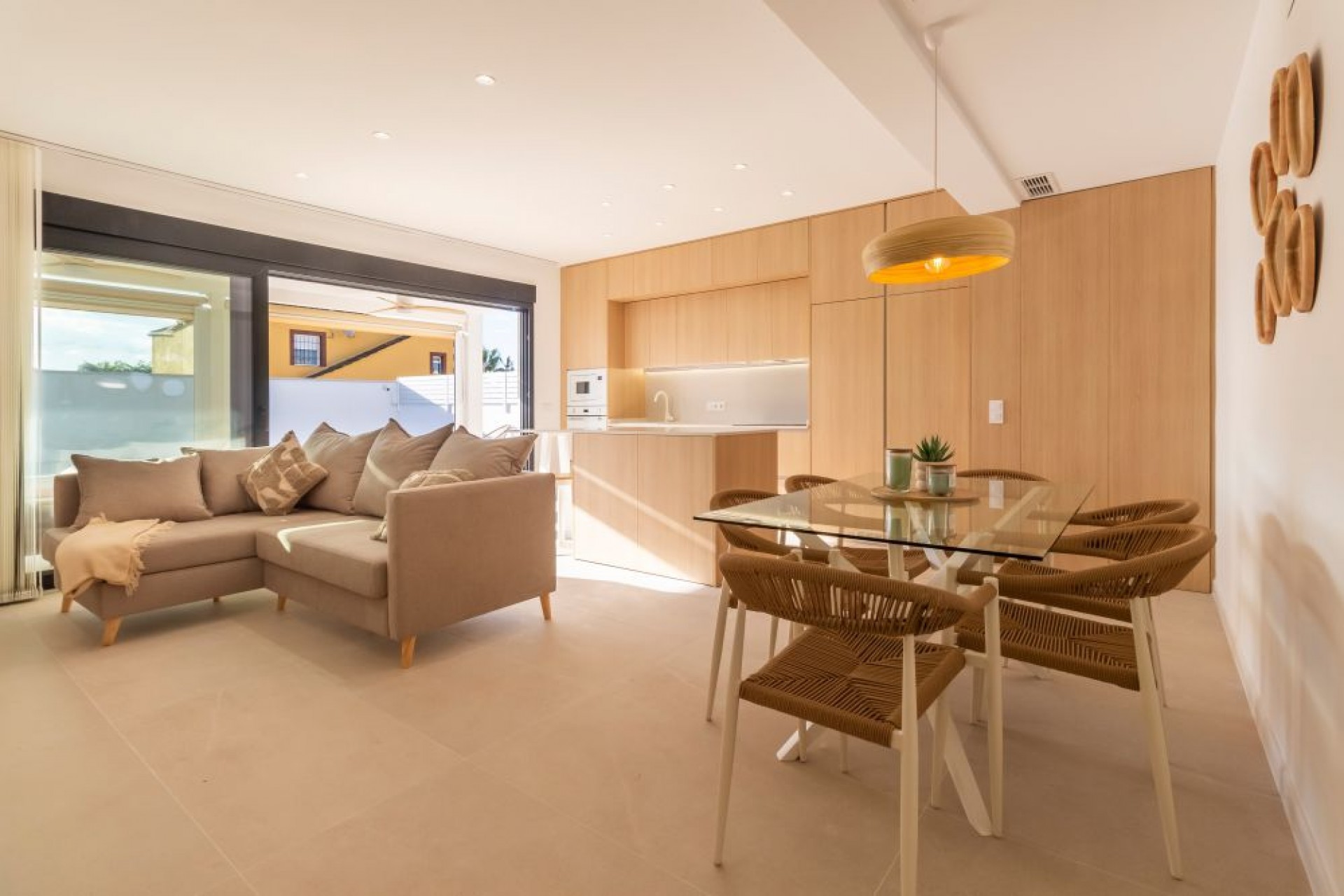 Återförsäljning - Villa -
Torrevieja - Costa Blanca