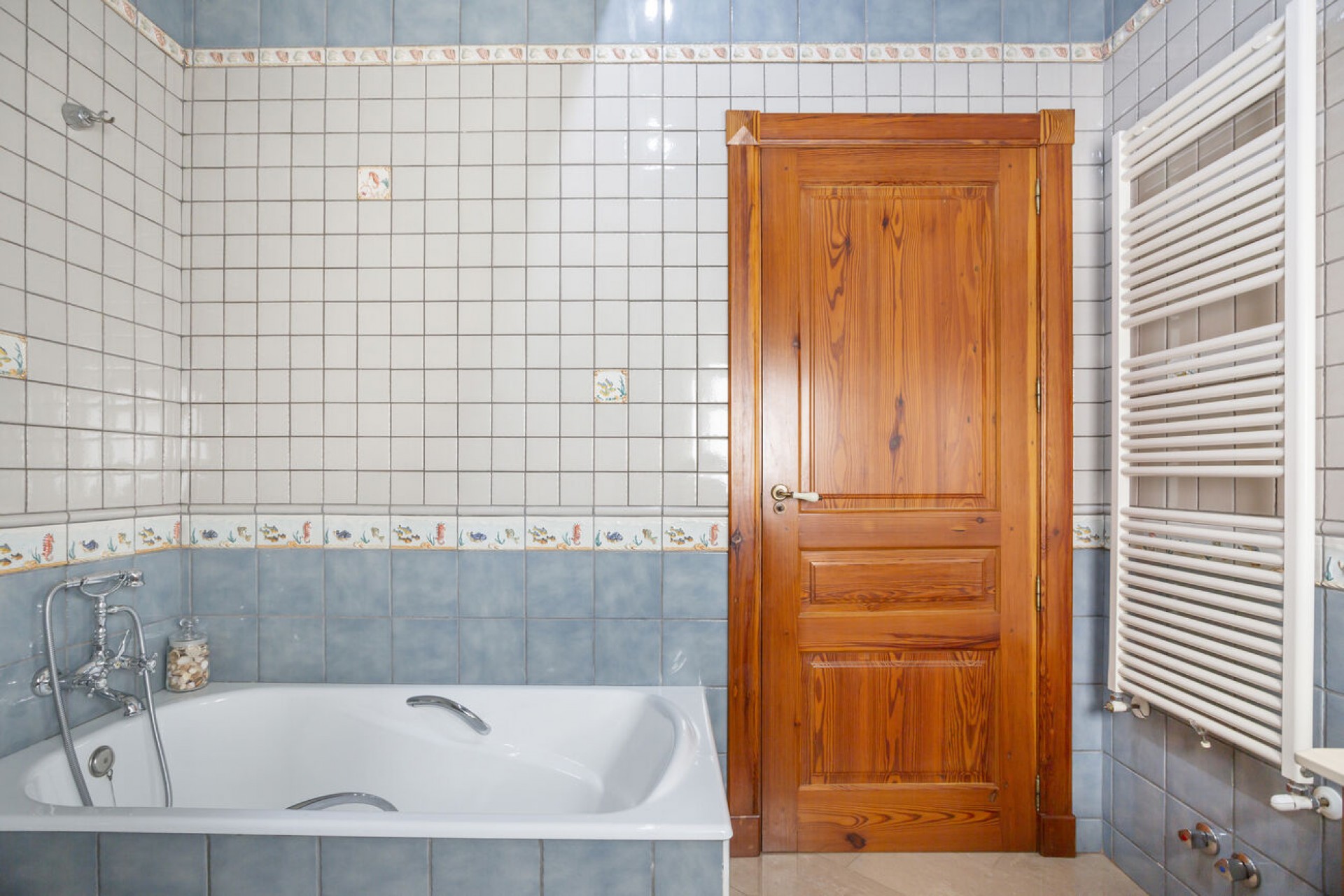 Återförsäljning - Villa -
Torrevieja - Costa Blanca