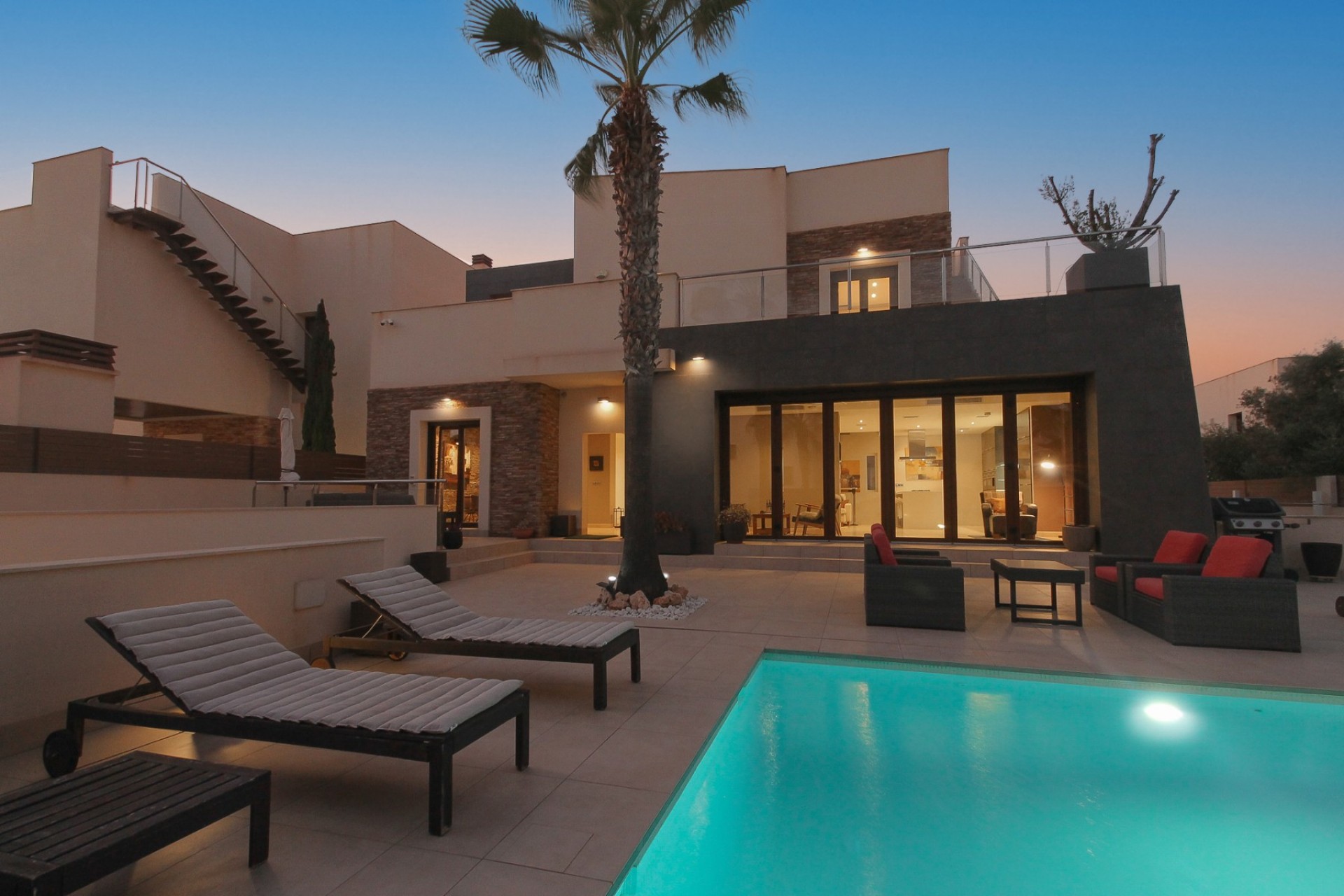 Återförsäljning - Villa -
Torrevieja - Costa Blanca