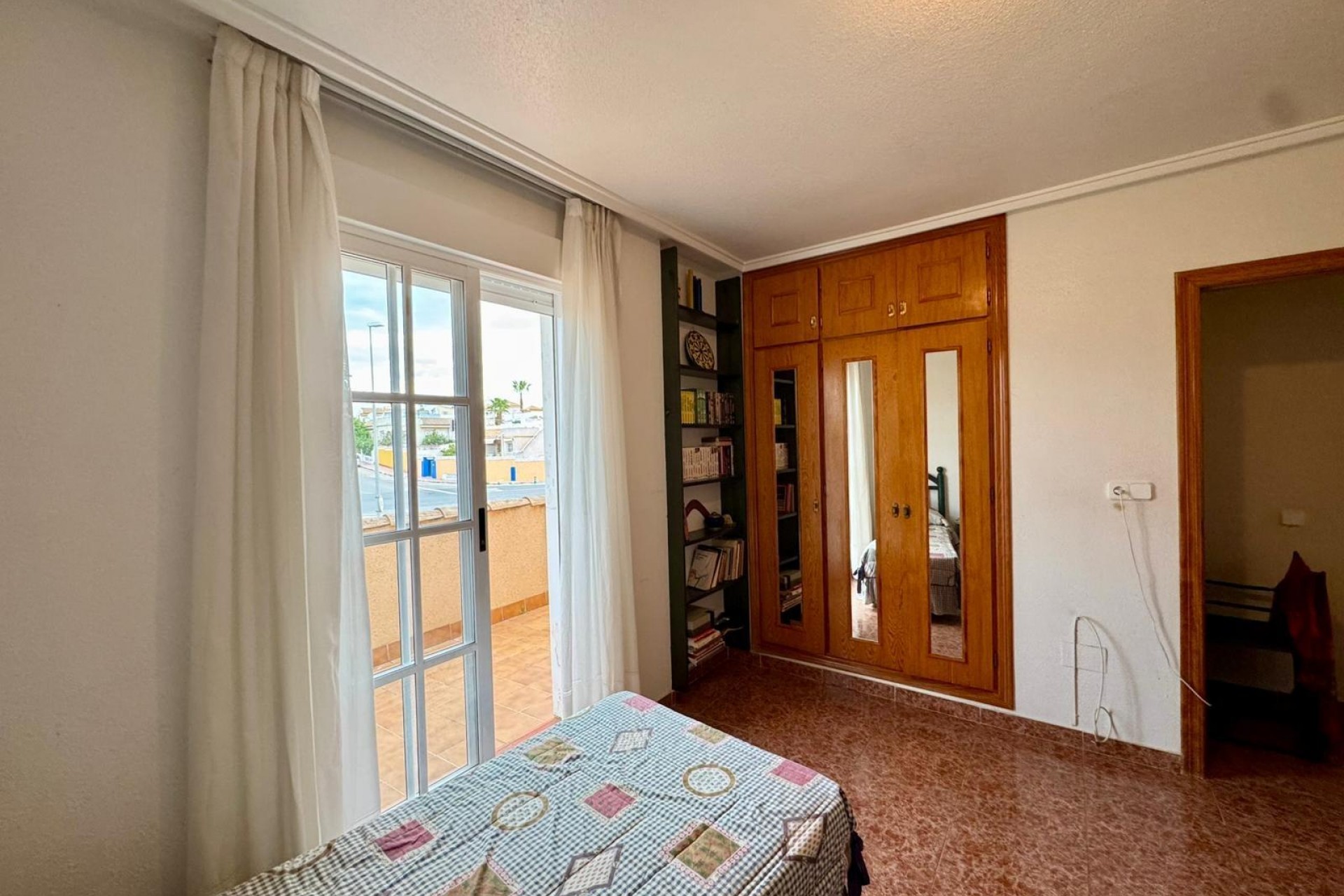 Återförsäljning - Villa -
Torrevieja - Costa Blanca