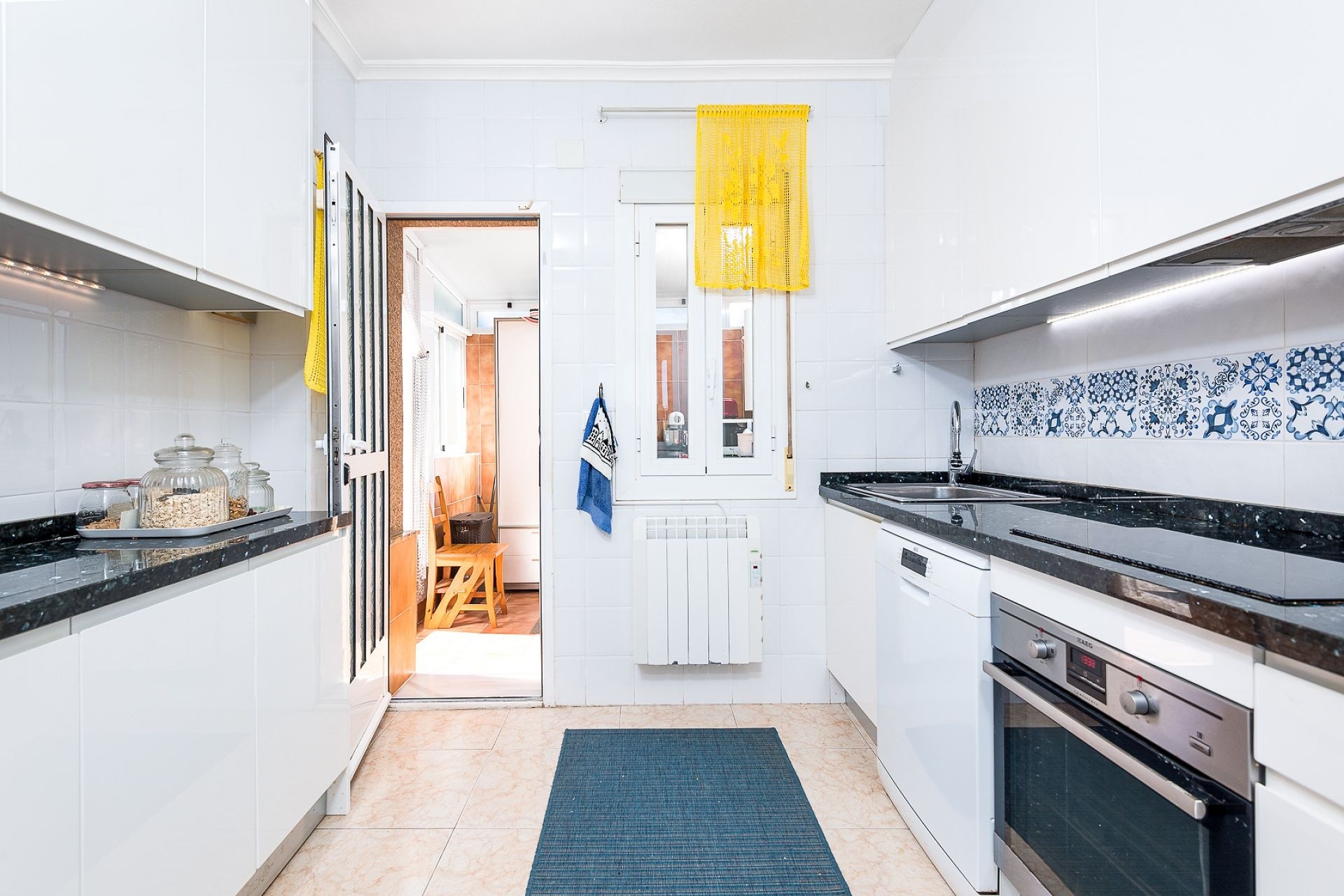 Återförsäljning - Villa -
Torrevieja - Costa Blanca