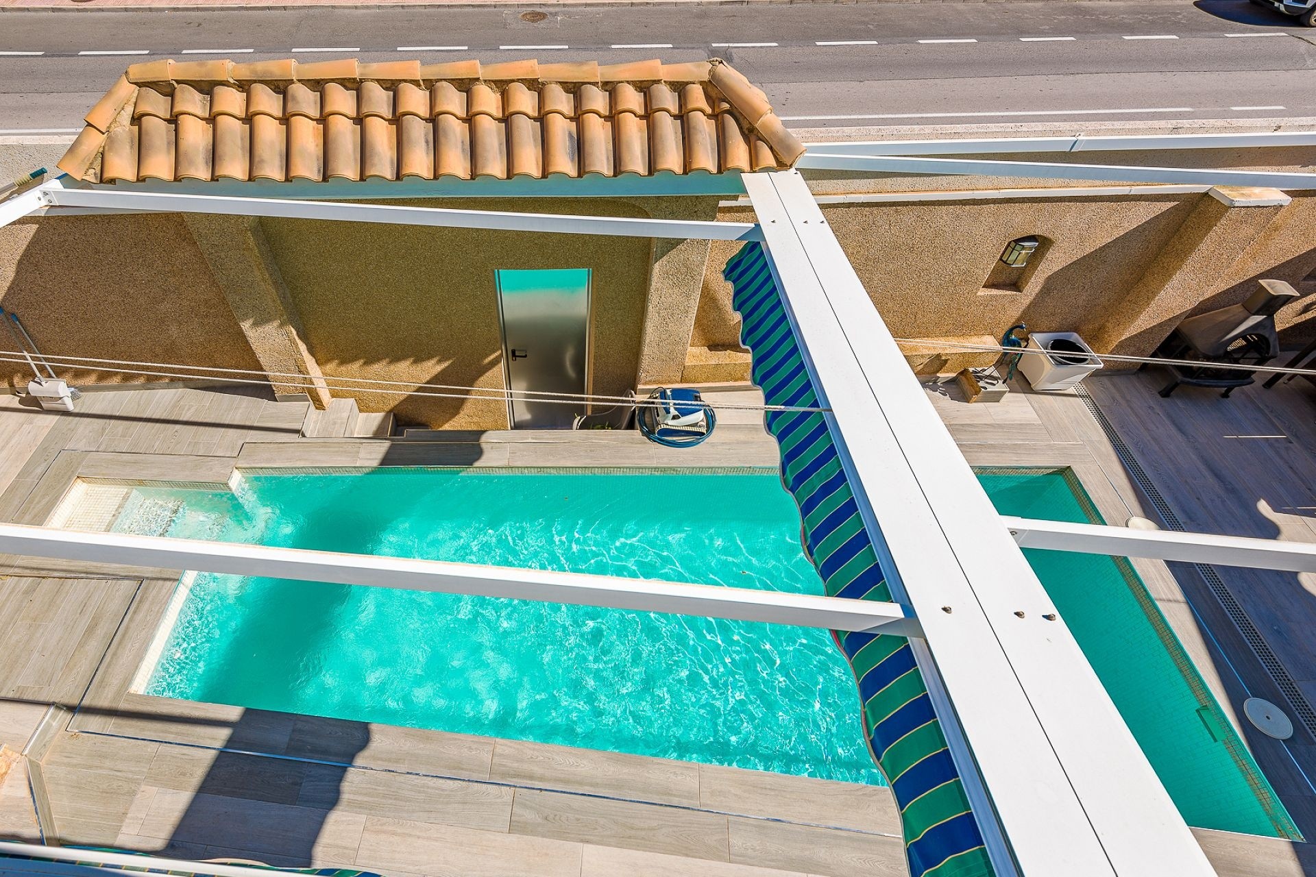 Återförsäljning - Villa -
Torrevieja - Costa Blanca