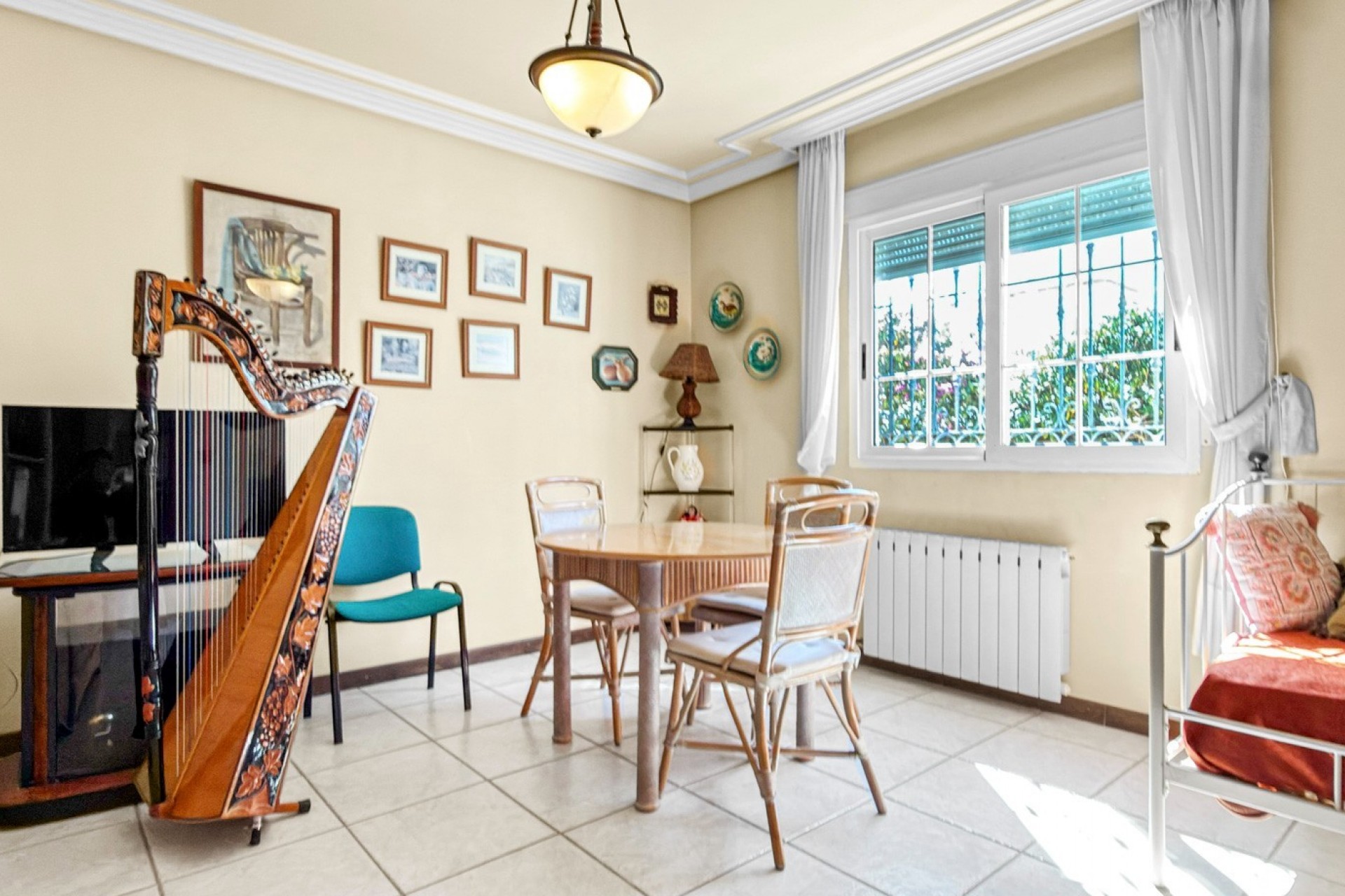 Återförsäljning - Villa -
Torrevieja - Costa Blanca