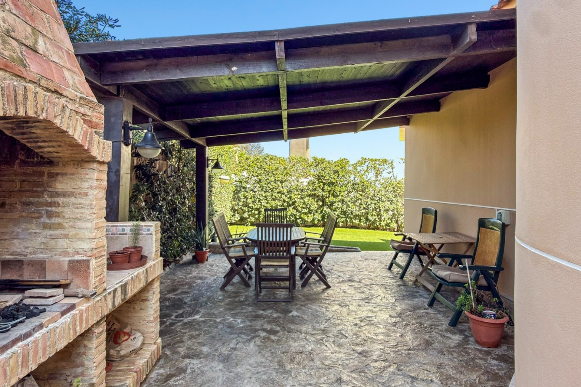 Återförsäljning - Villa -
Torrevieja - Costa Blanca