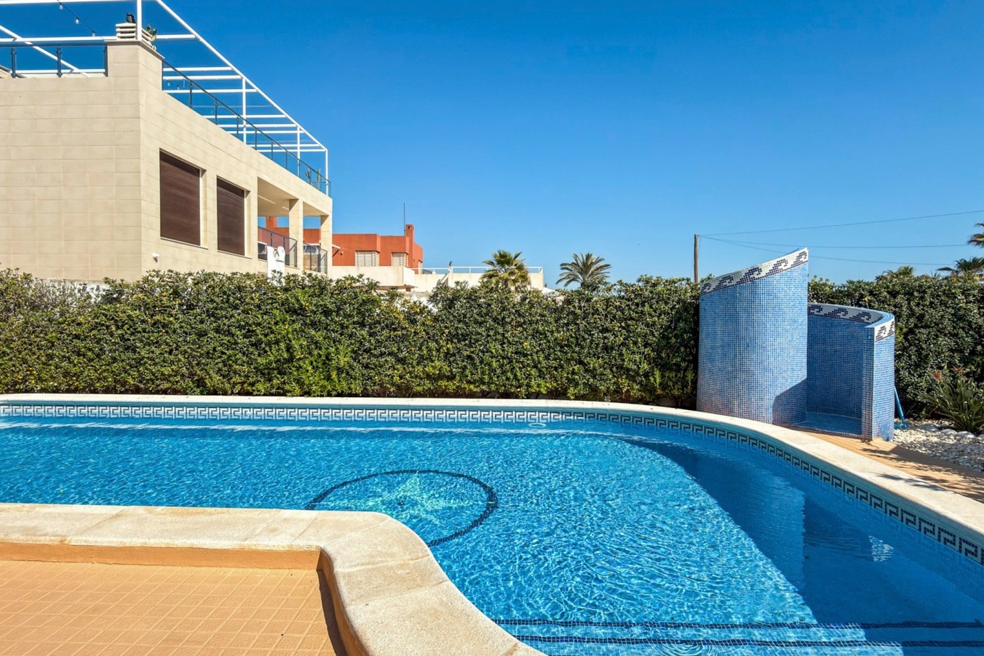 Återförsäljning - Villa -
Torrevieja - Costa Blanca