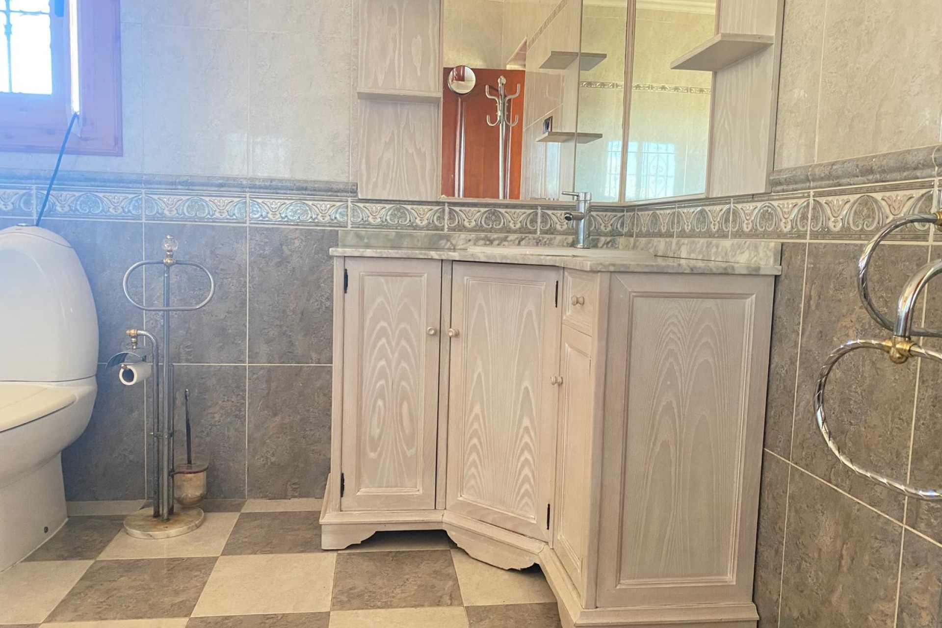 Återförsäljning - Villa -
Torrevieja - Costa Blanca