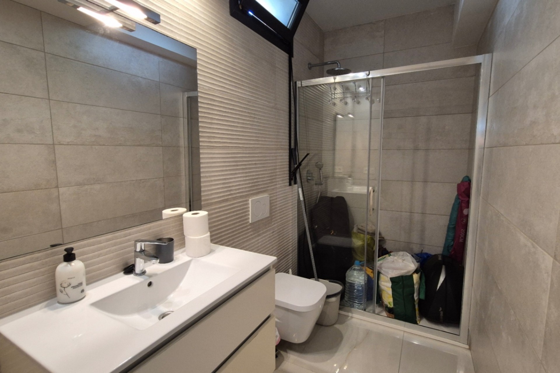 Återförsäljning - Villa -
Torrevieja - Costa Blanca