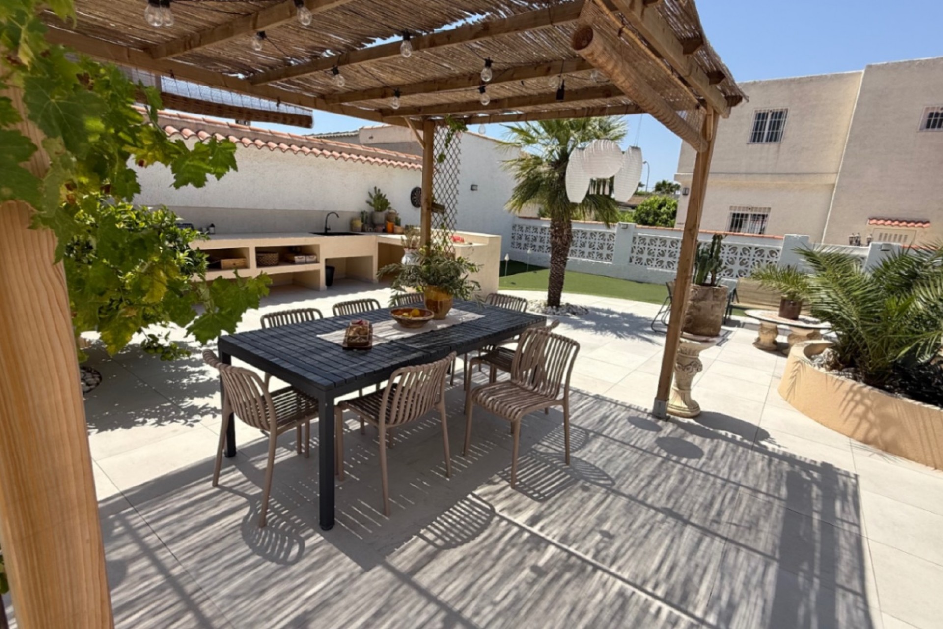 Återförsäljning - Villa -
Torrevieja - Costa Blanca