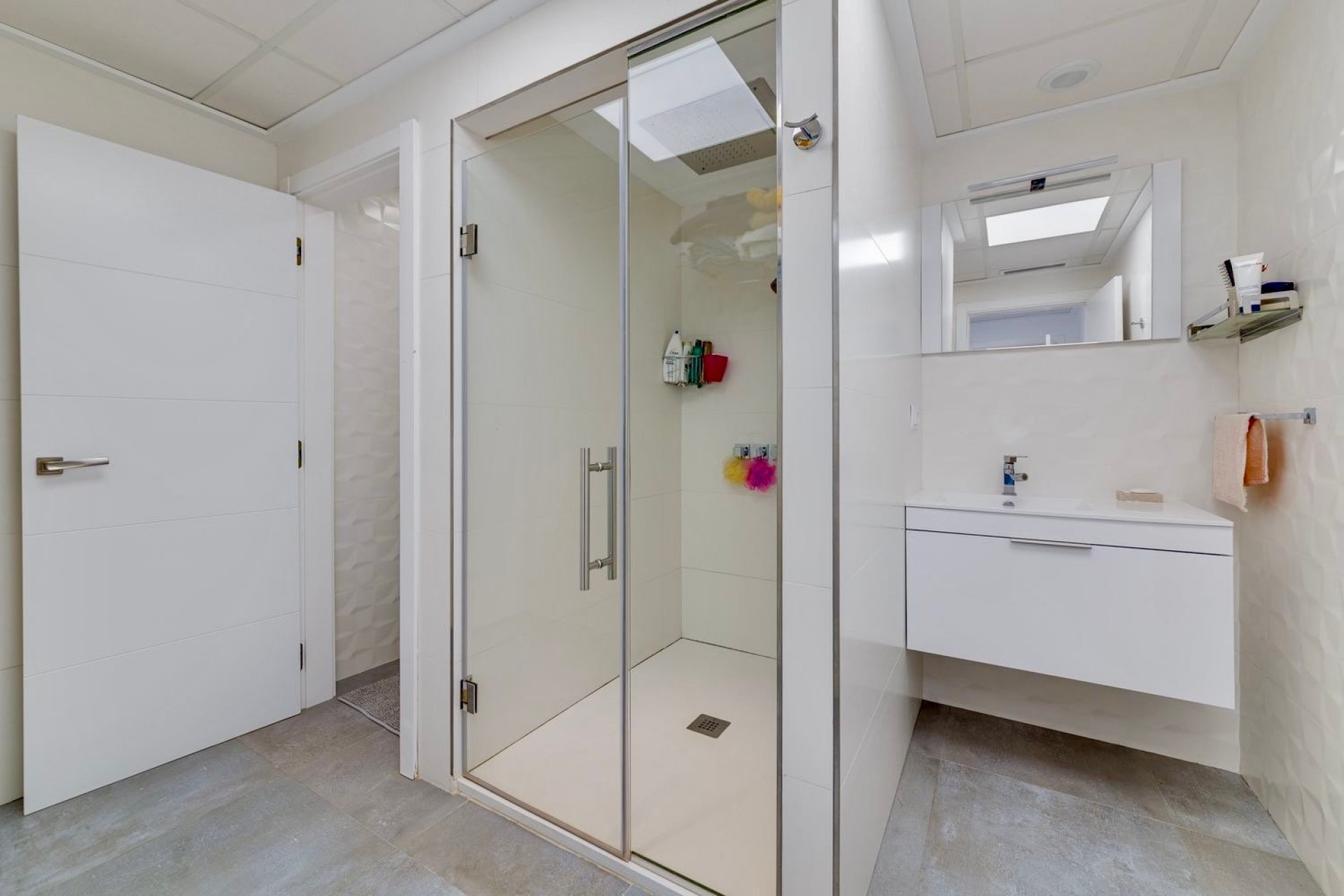 Återförsäljning - Villa -
Torrevieja - Costa Blanca