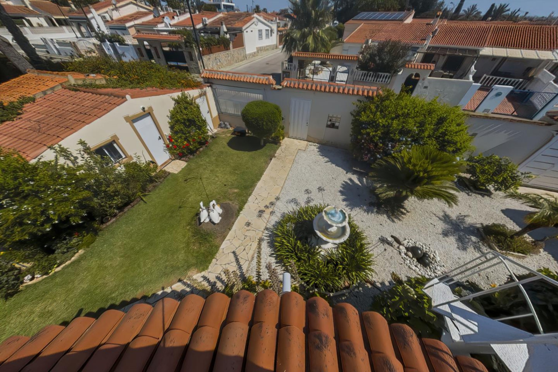 Återförsäljning - Villa -
Torrevieja - Costa Blanca