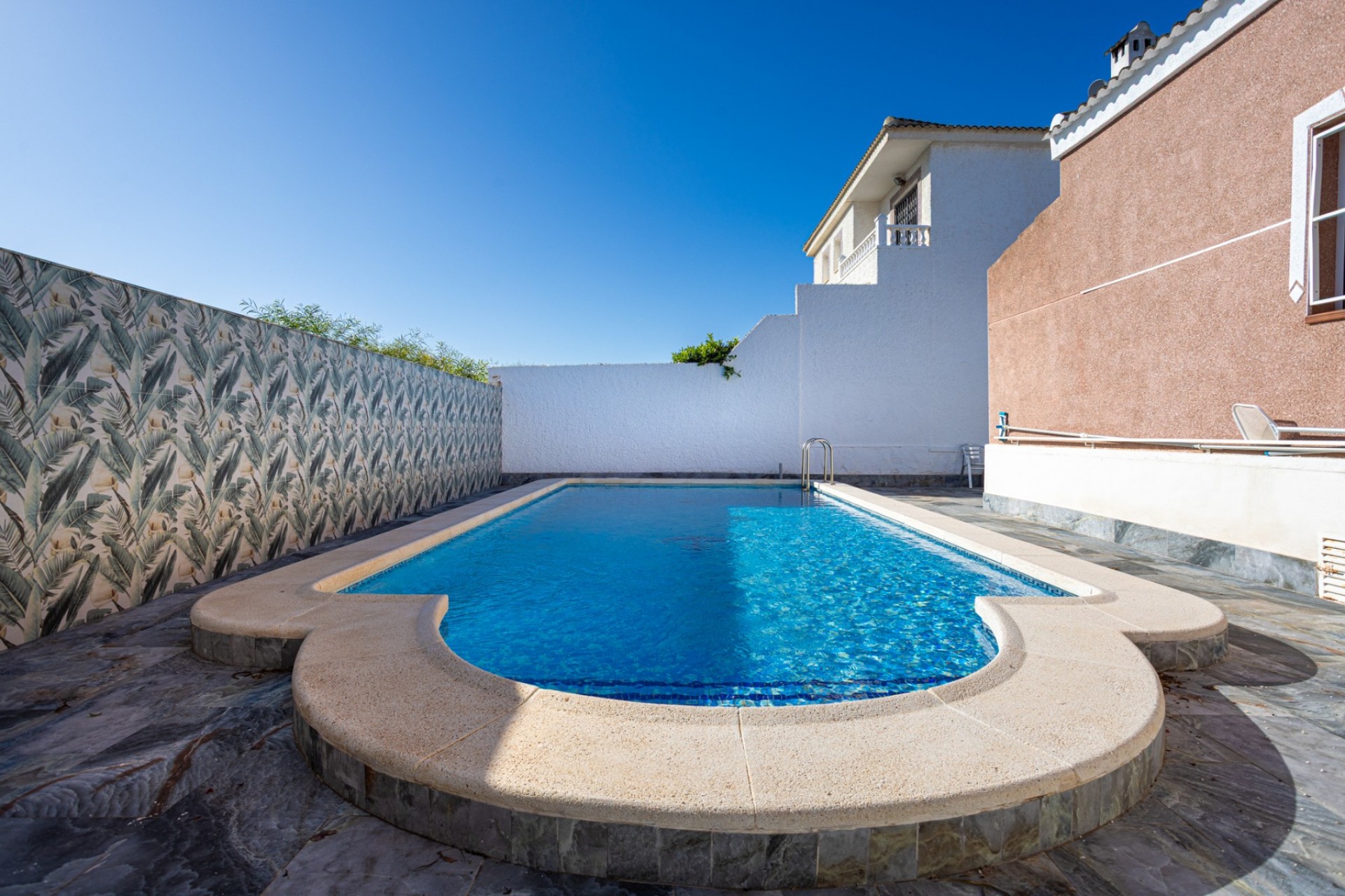 Återförsäljning - Villa -
Torrevieja - Costa Blanca