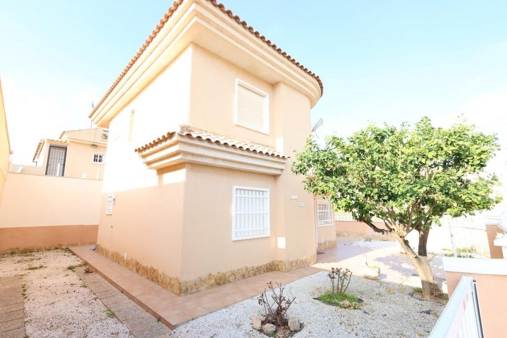 Återförsäljning - Villa -
Torrevieja - Costa Blanca