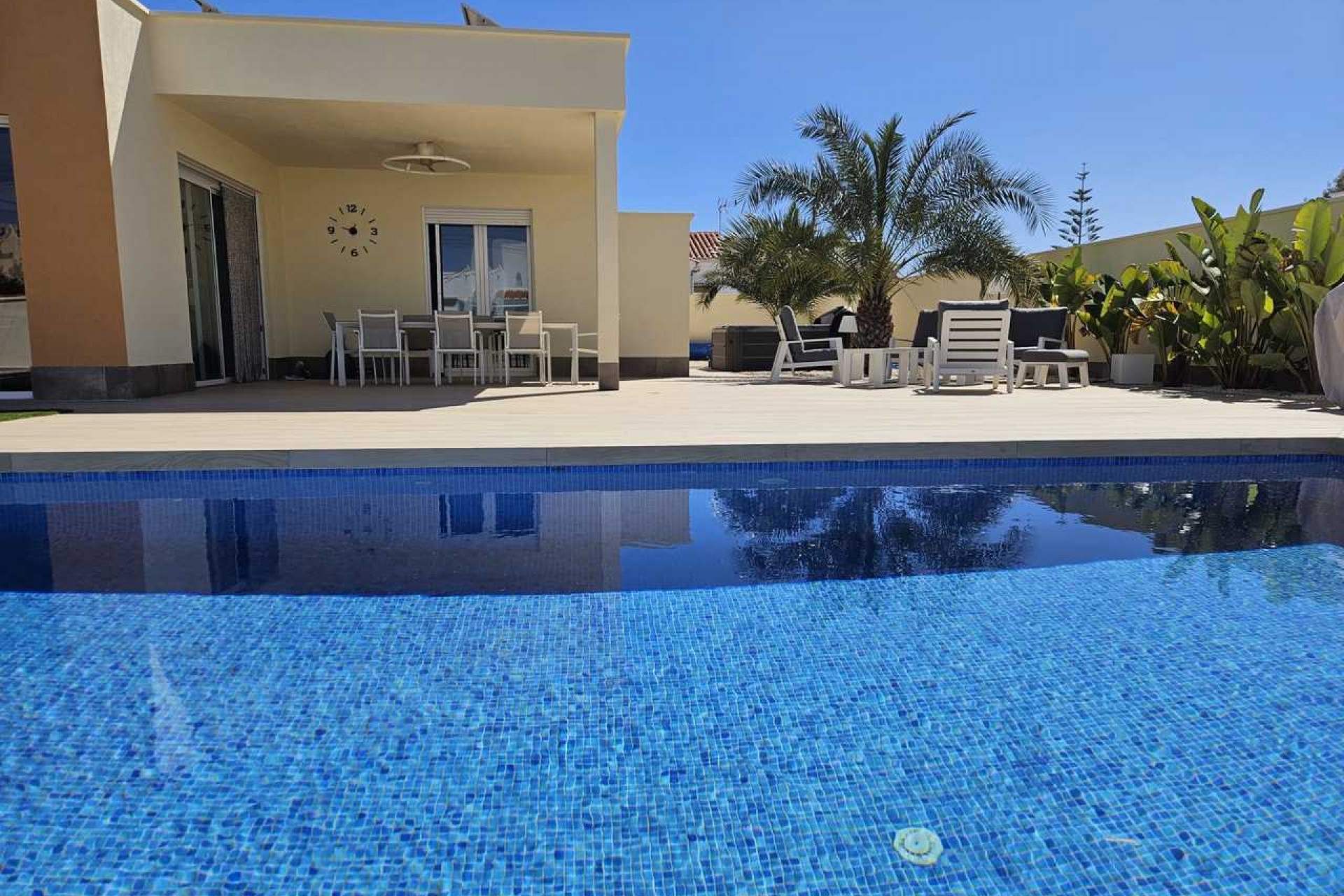 Återförsäljning - Villa -
Torrevieja - Costa Blanca