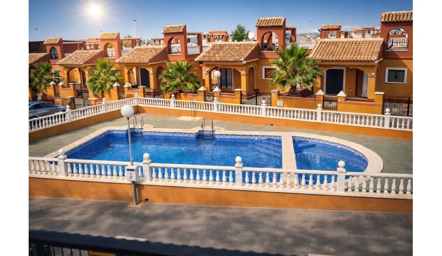 Återförsäljning - Villa -
Torrevieja - Costa Blanca