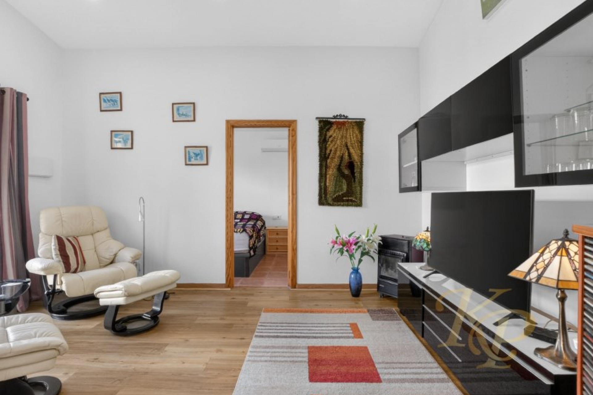 Återförsäljning - Villa -
Torrevieja - Costa Blanca