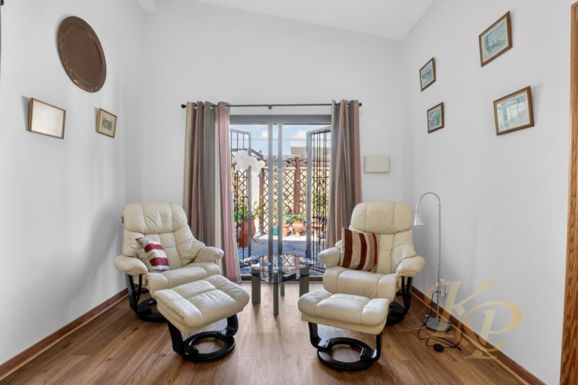 Återförsäljning - Villa -
Torrevieja - Costa Blanca